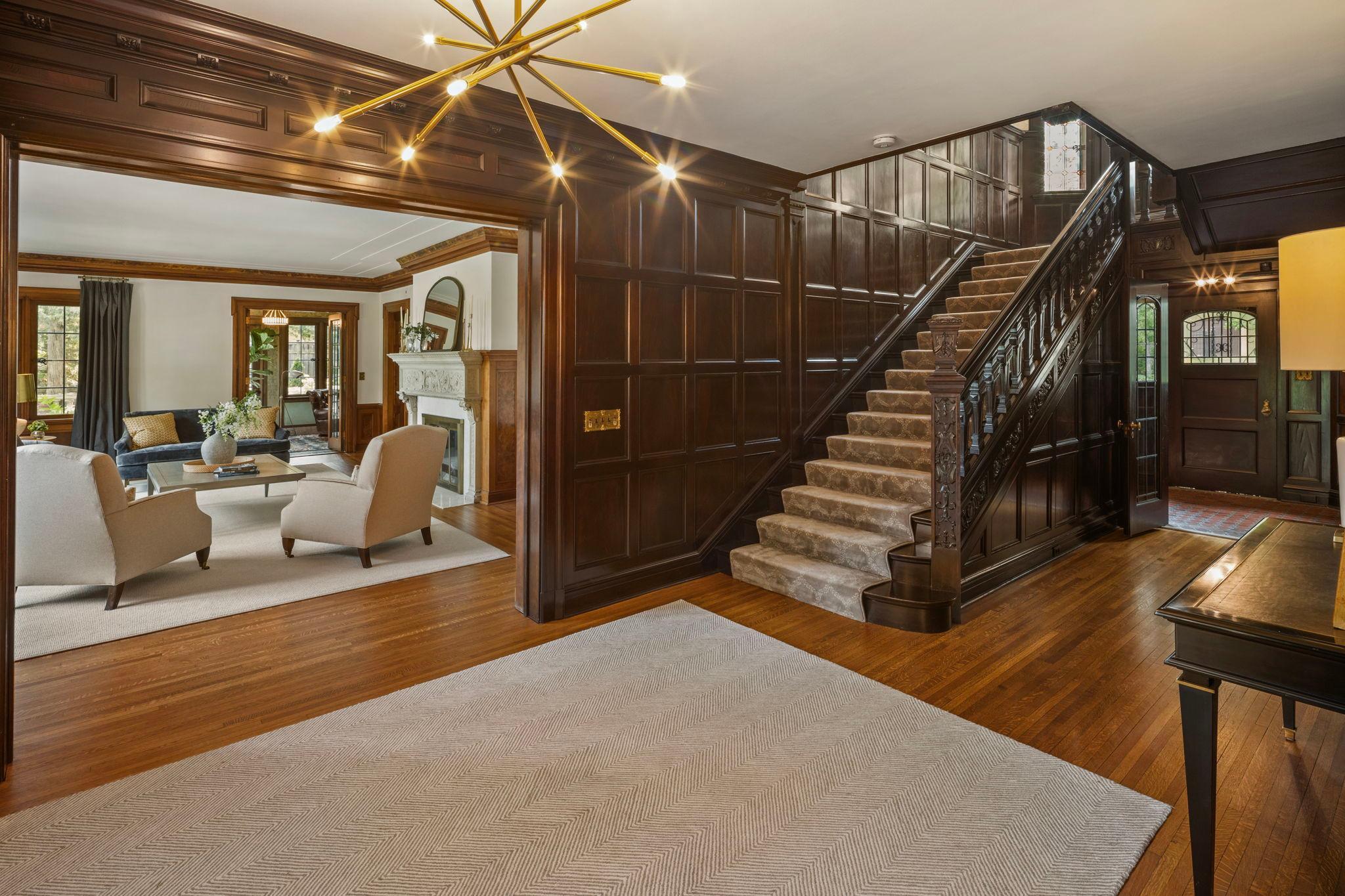 Minneapolis, Minnesota, 55416, United States, 5 Bedrooms Bedrooms, ,4 BathroomsBathrooms,Residential,For Sale,1907666