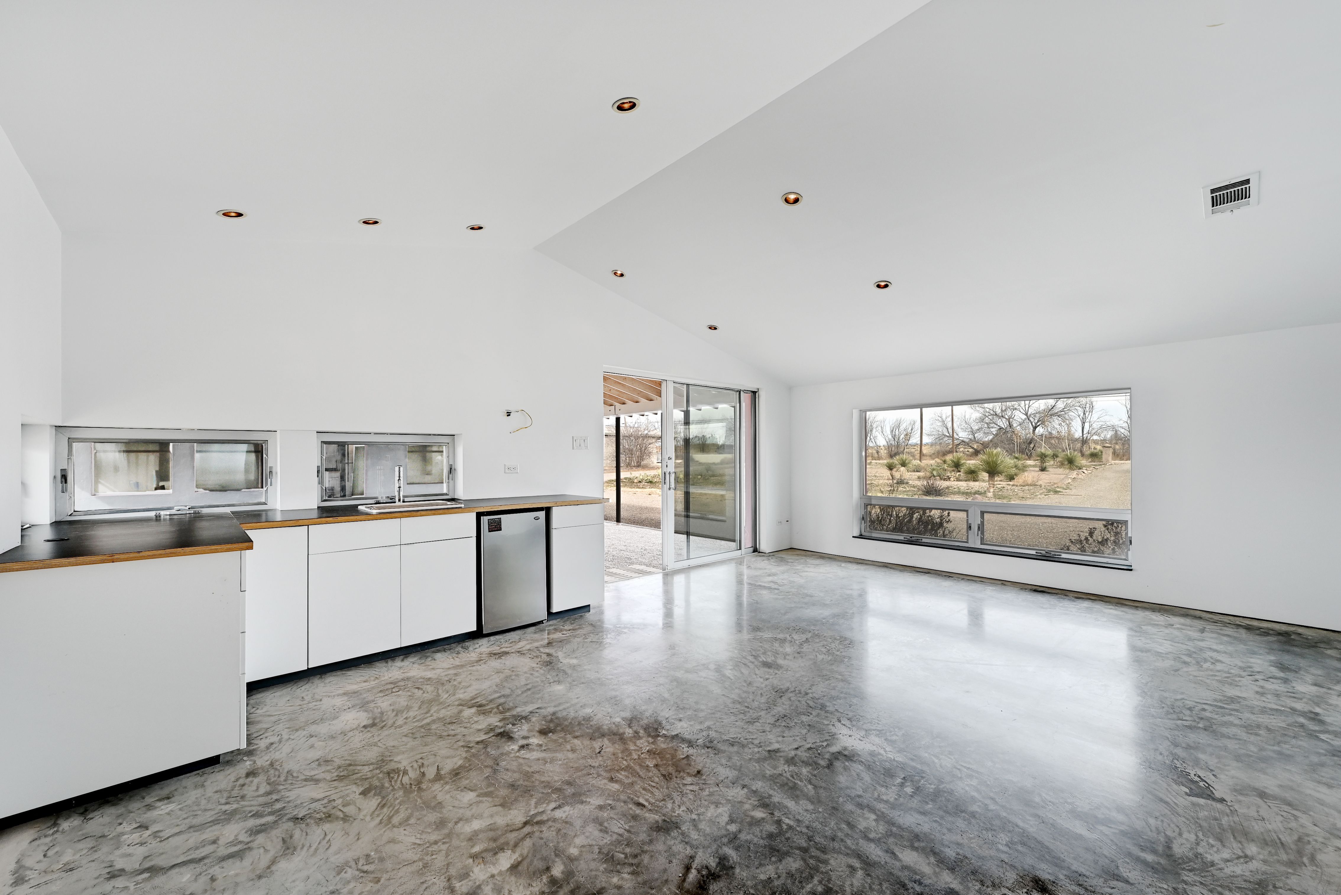  1011 West Washington Street, Marfa, TX 79843 - 物件實景