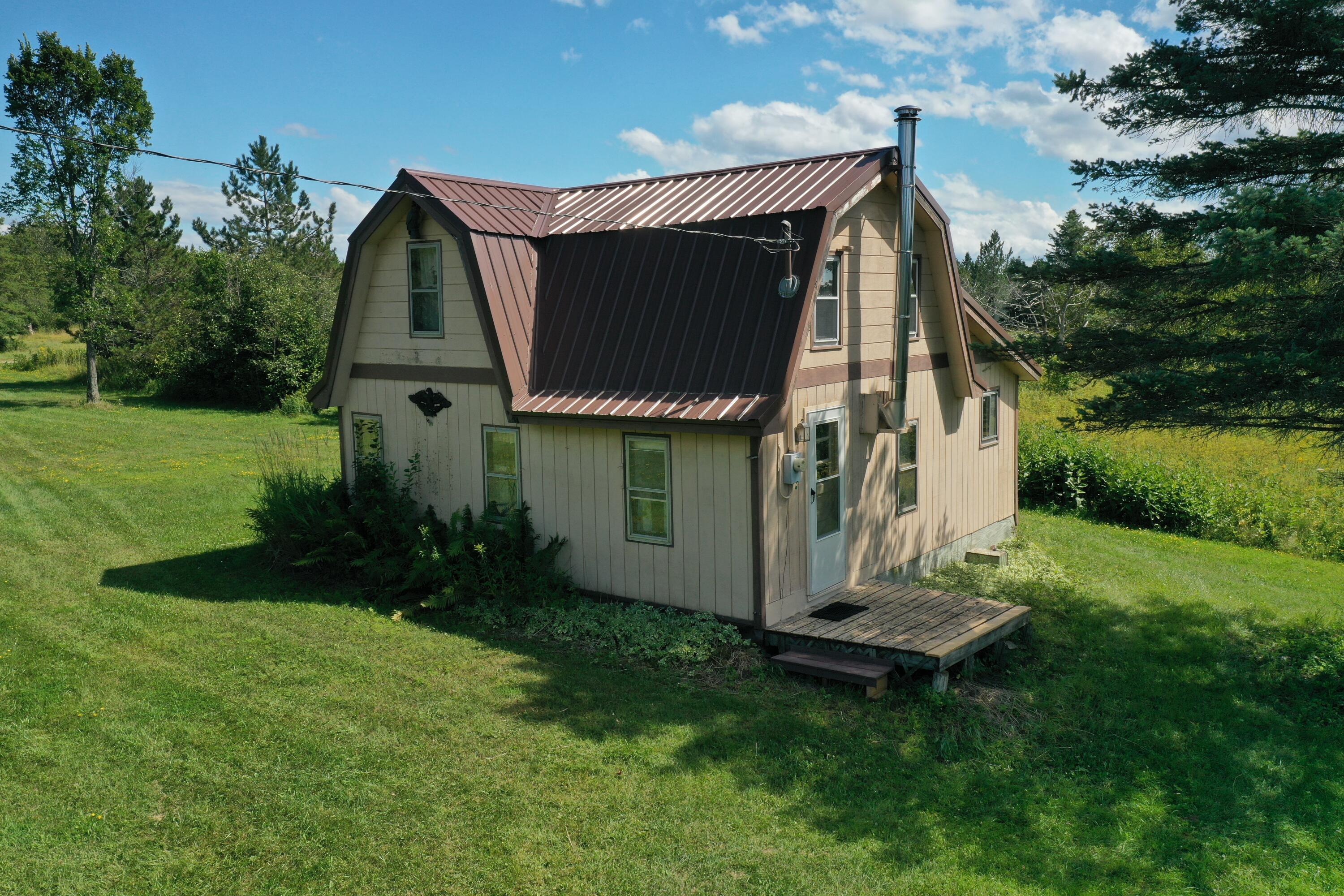 Hessel, Michigan, 49745, United States, 7 Bedrooms Bedrooms, ,3 BathroomsBathrooms,Residential,For Sale,1754020