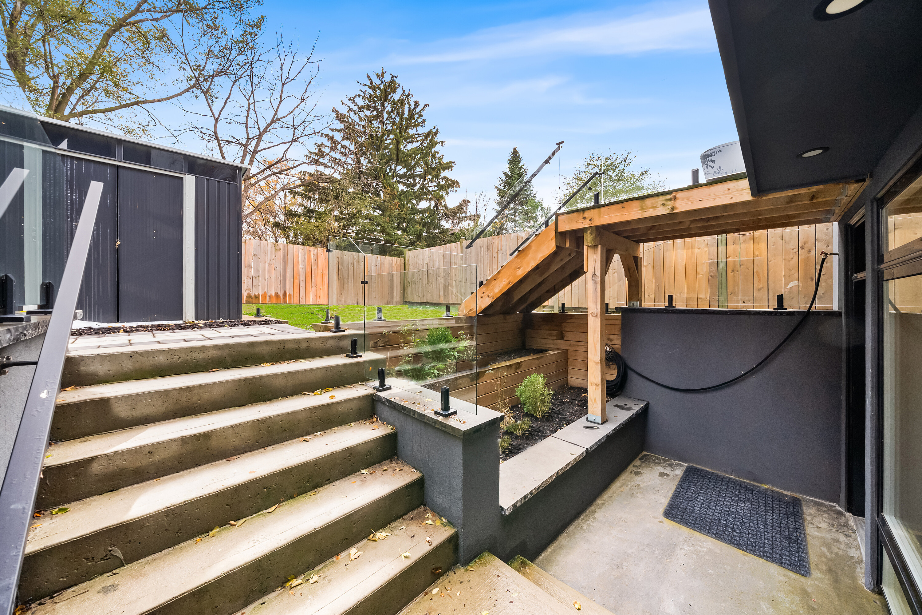  Danforth Village-East York - 物件實景