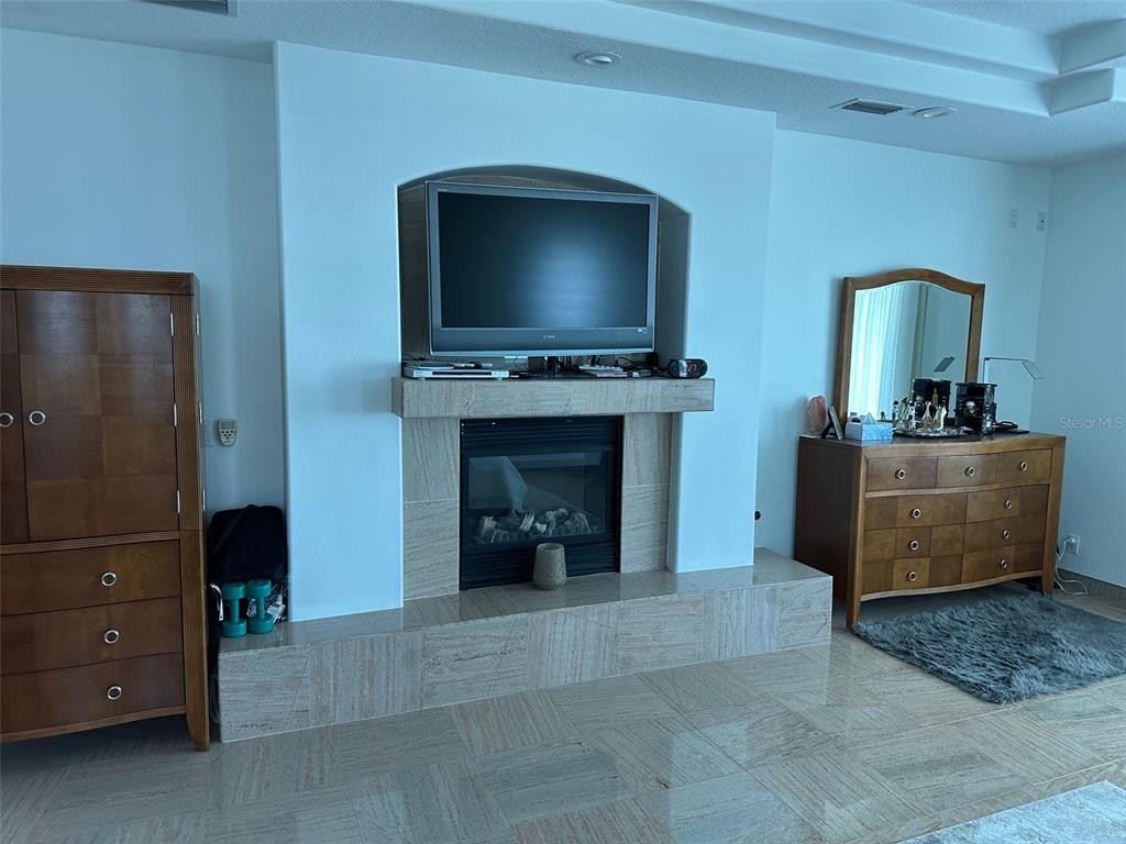 Bradenton, Florida, 34210, United States, 4 Bedrooms Bedrooms, ,5 BathroomsBathrooms,Residential,For Sale,1827645