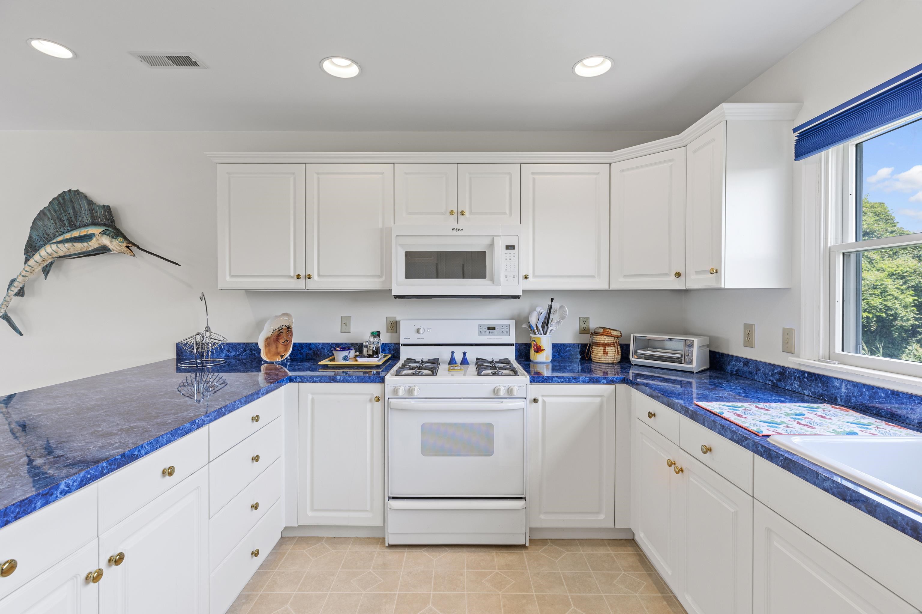 Cape May, New Jersey, 08204, United States, 4 Bedrooms Bedrooms, ,2 BathroomsBathrooms,Residential,For Sale,1988932