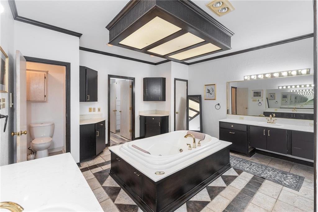 Corpus Christi, Texas, 78414, United States, 4 Bedrooms Bedrooms, ,5 BathroomsBathrooms,Residential,For Sale,1848351
