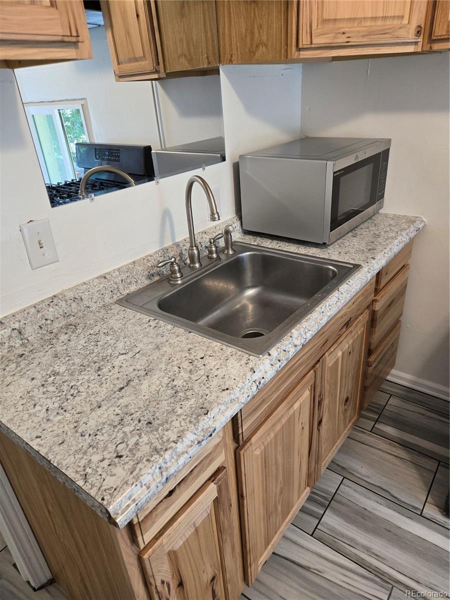 Lakewood, Colorado, 80215, United States, 4 Bedrooms Bedrooms, ,2 BathroomsBathrooms,Residential,For Sale,1875138