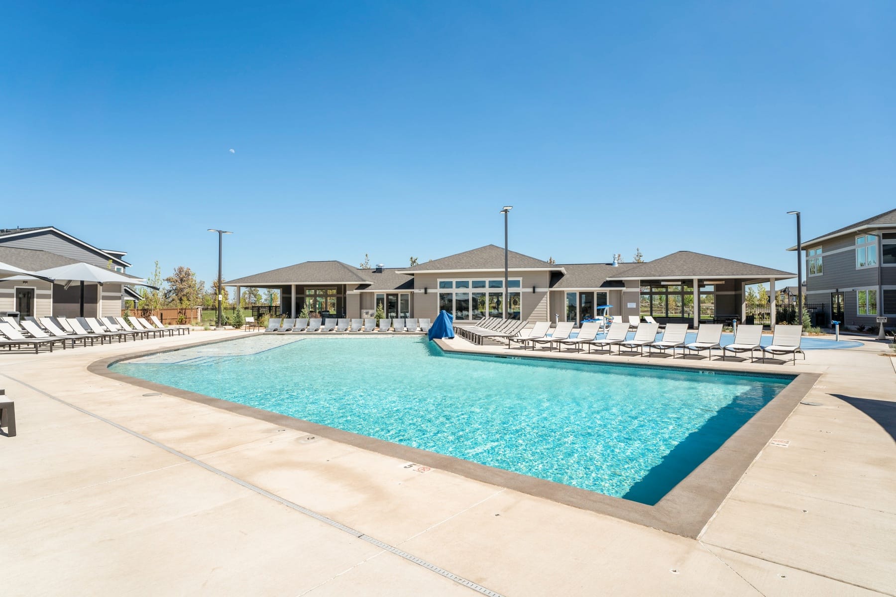  3757 NE Petrosa Avenue Bend, OR 97701 - 物件實景