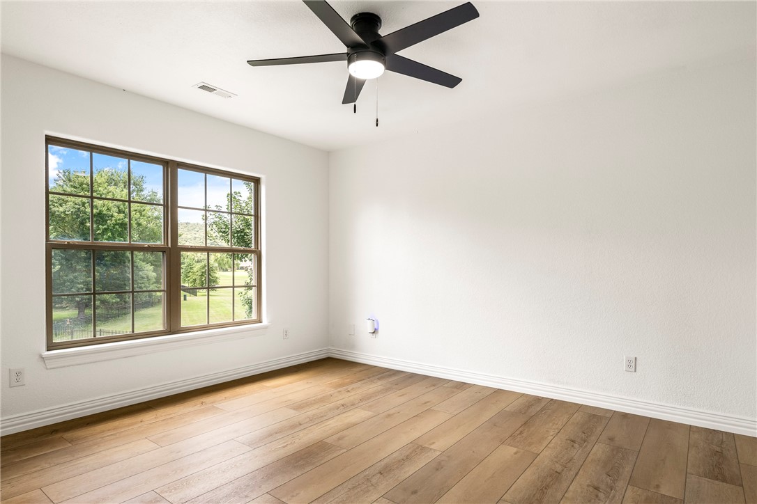 Fayetteville, Arkansas, 72701, United States, 4 Bedrooms Bedrooms, ,3 BathroomsBathrooms,Residential,For Sale,1907520