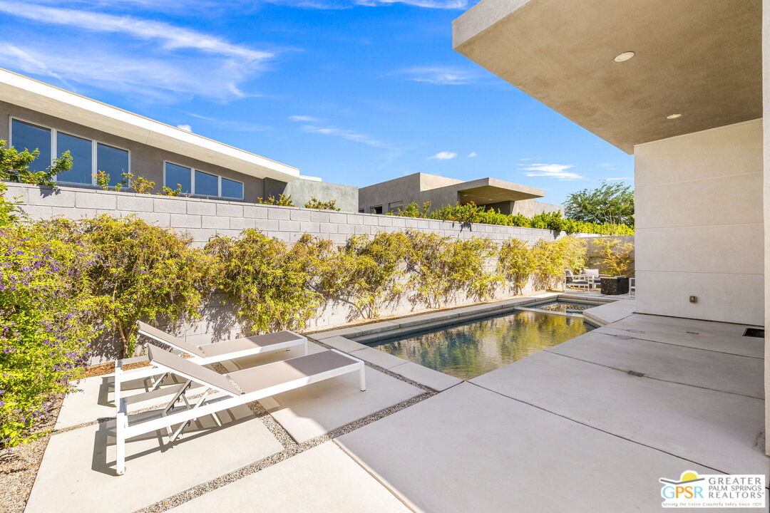 Palm Springs, California, 92262, United States, 3 Bedrooms Bedrooms, ,3 BathroomsBathrooms,Residential,For Sale,1927236