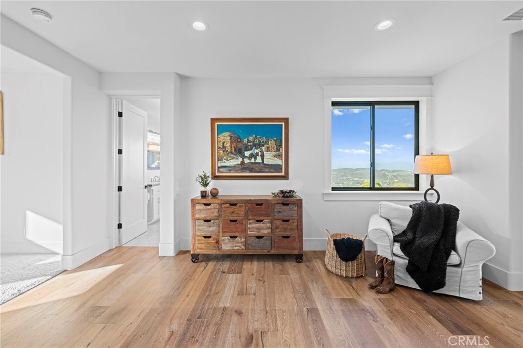 Murrieta, California, 92562, United States, 4 Bedrooms Bedrooms, ,4 BathroomsBathrooms,Residential,For Sale,1991756