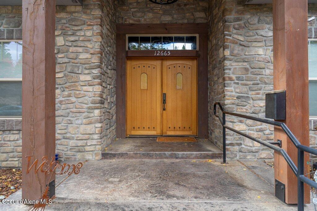 Hayden, Idaho, 83835, United States, 4 Bedrooms Bedrooms, ,Residential,For Sale,2000140