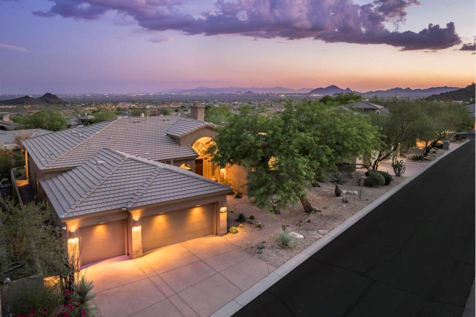  13641 E Charter Oak Drive ¦Scottsdale, AZ - 物件實景