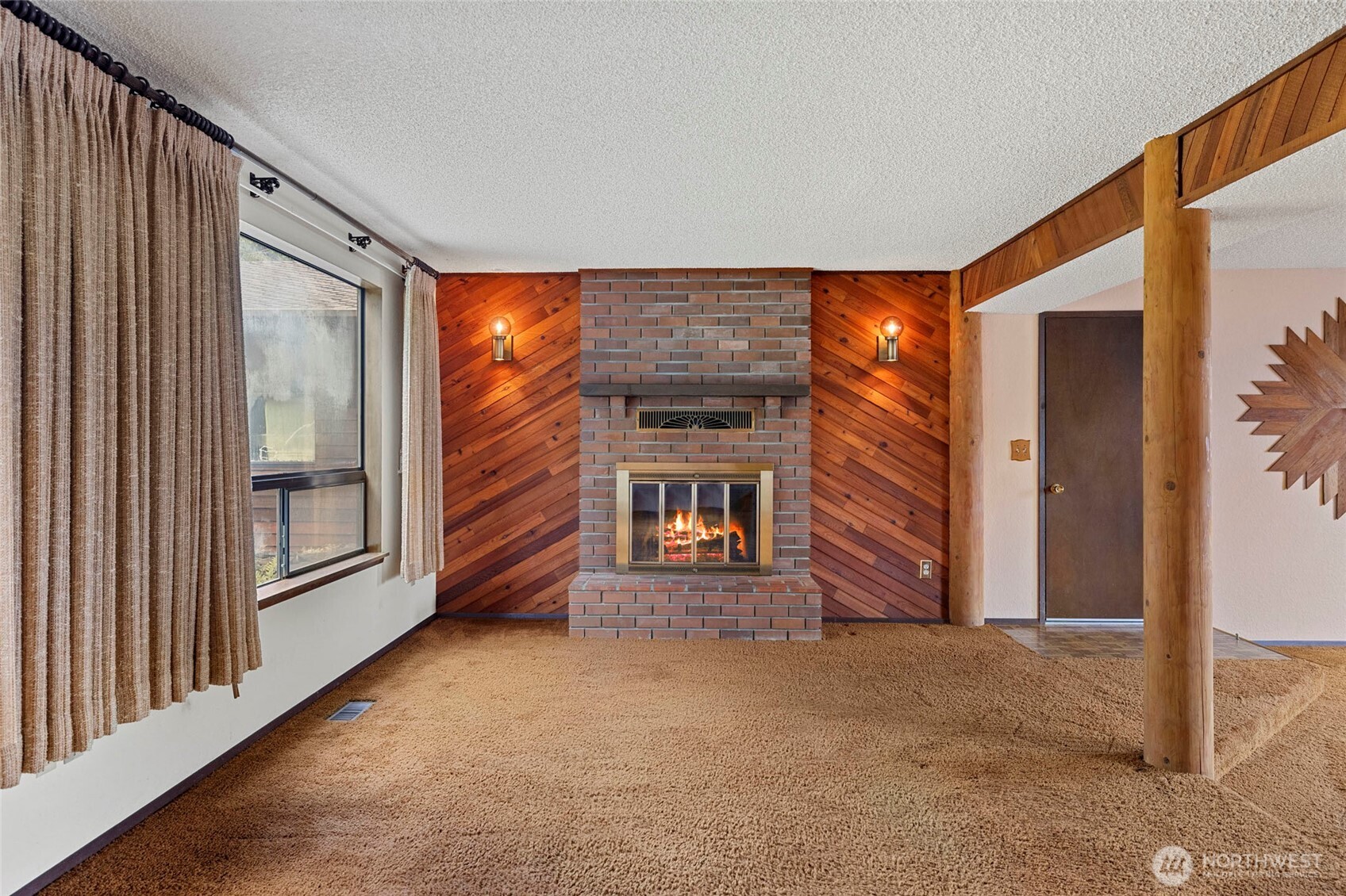 Burlington, Washington, 98233, United States, 4 Bedrooms Bedrooms, ,3 BathroomsBathrooms,Residential,For Sale,2002845