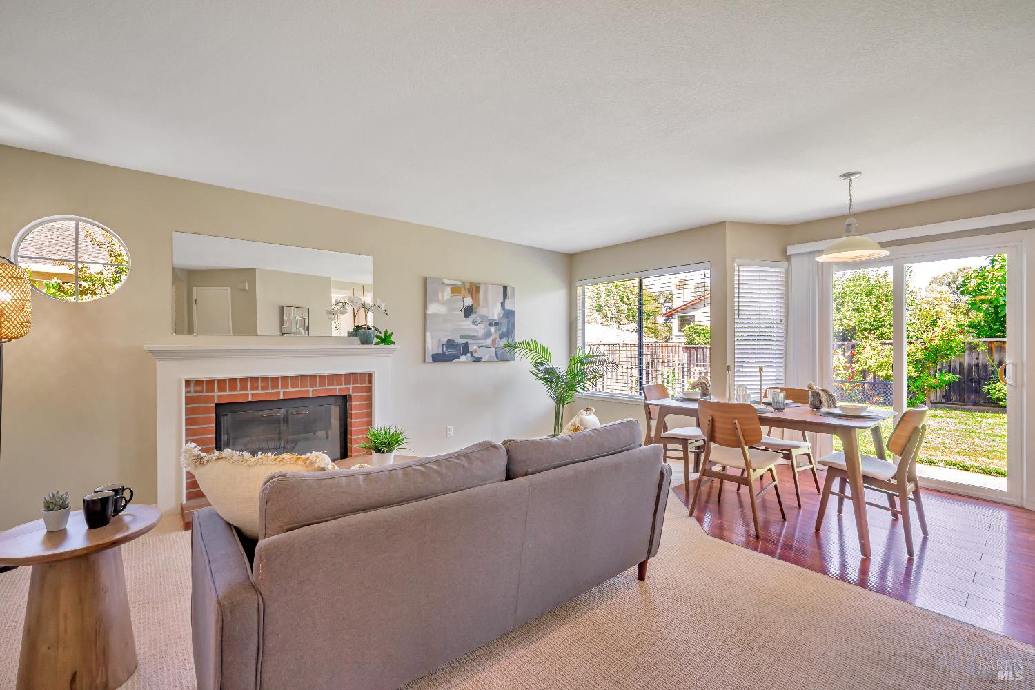 Windsor, California, 95492, United States, 3 Bedrooms Bedrooms, ,3 BathroomsBathrooms,Residential,For Sale,1925439