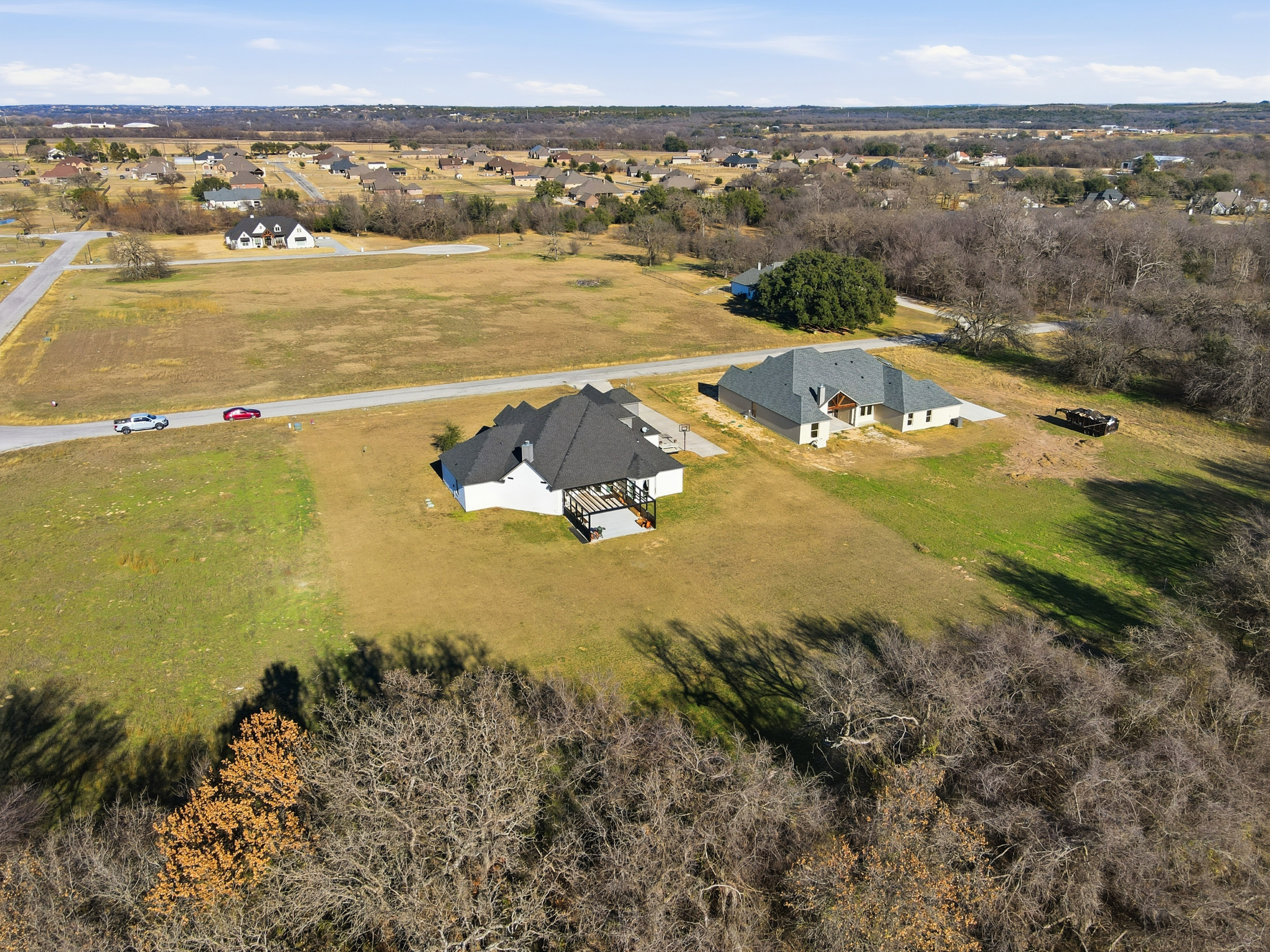  a private gated retreat where  luxury meets texas tranquility - 物件實景