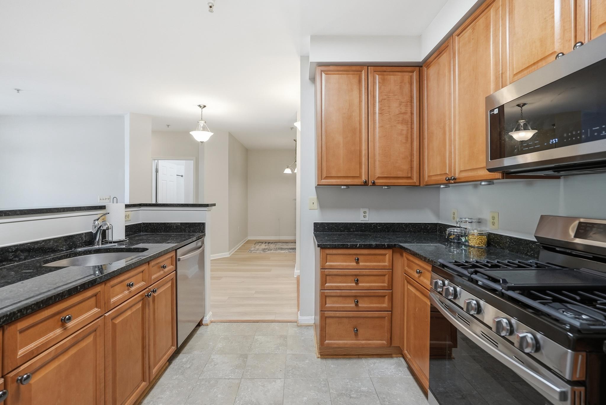  801 S Greenbrier Street, Arlington, VA, 22204 - 物件實景