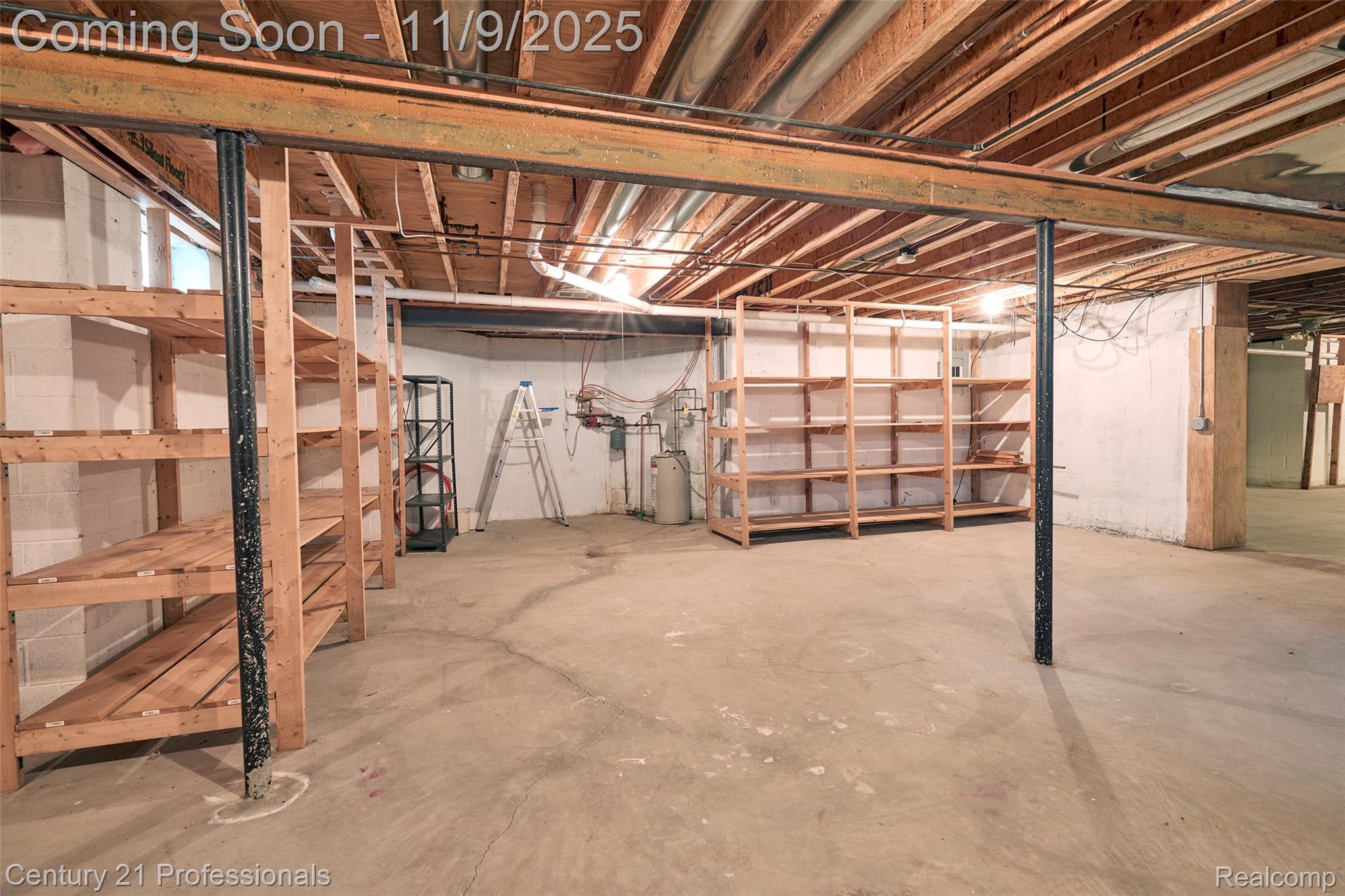 Rochester, Michigan, 48306, United States, 5 Bedrooms Bedrooms, ,6 BathroomsBathrooms,Residential,For Sale,1987117