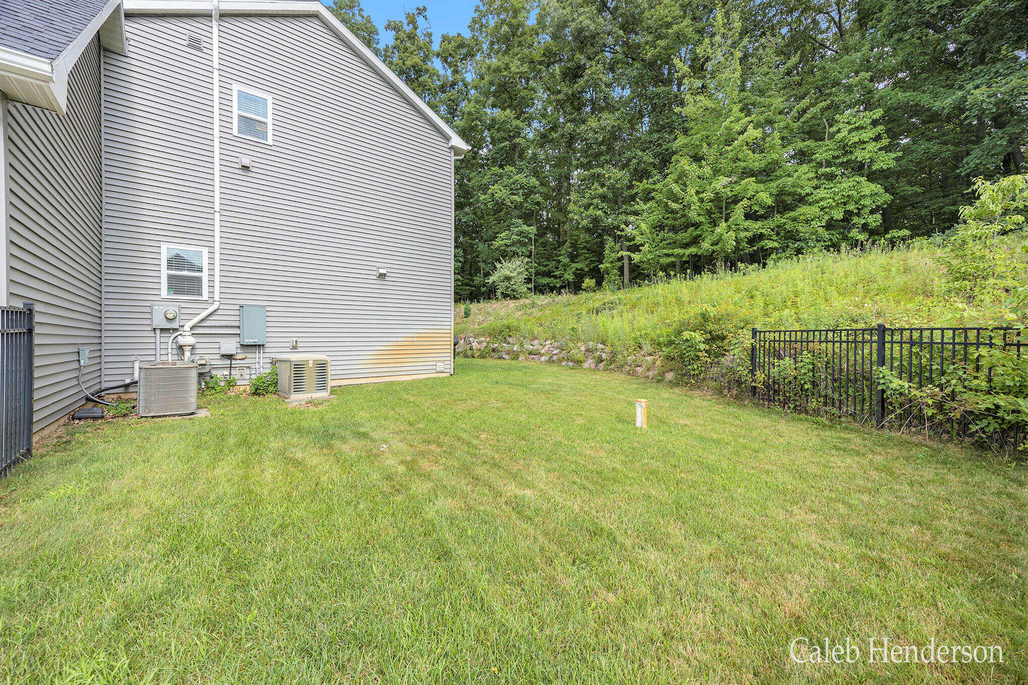Alto, Michigan, 49302, United States, 5 Bedrooms Bedrooms, ,3 BathroomsBathrooms,Residential,For Sale,1928754