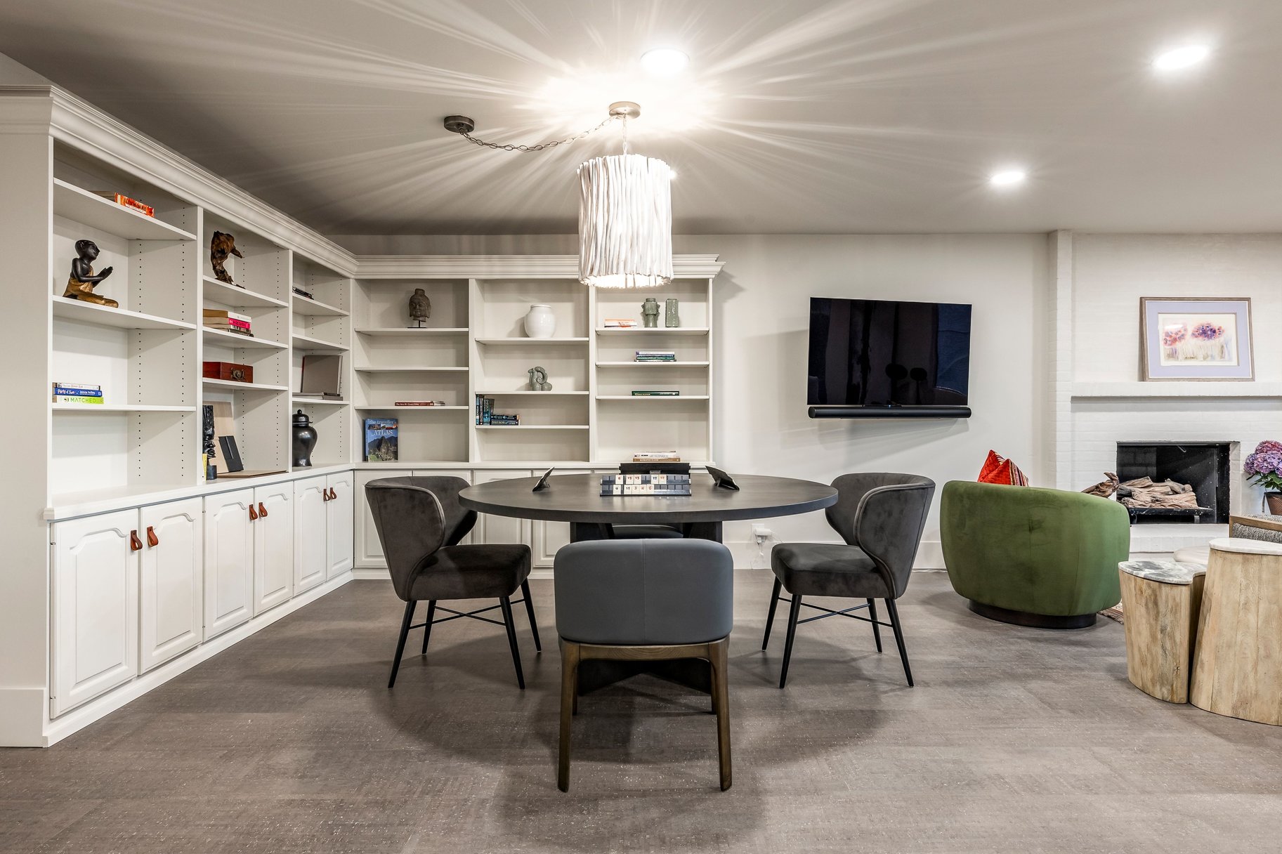  Fully Remodeled Entertainer