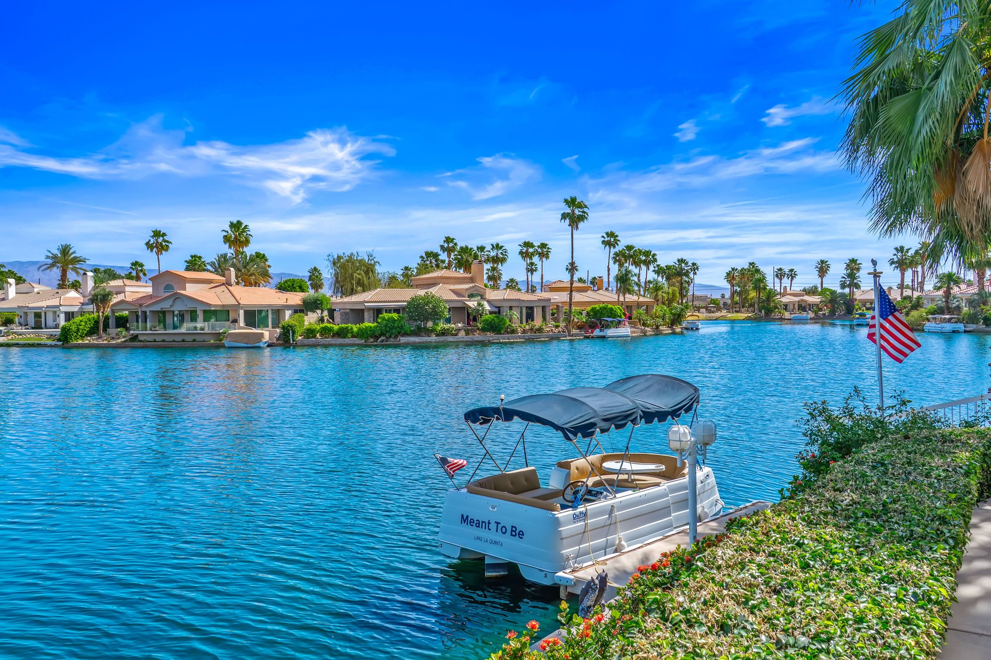  where  desert light meets the water’s edge - 物件實景