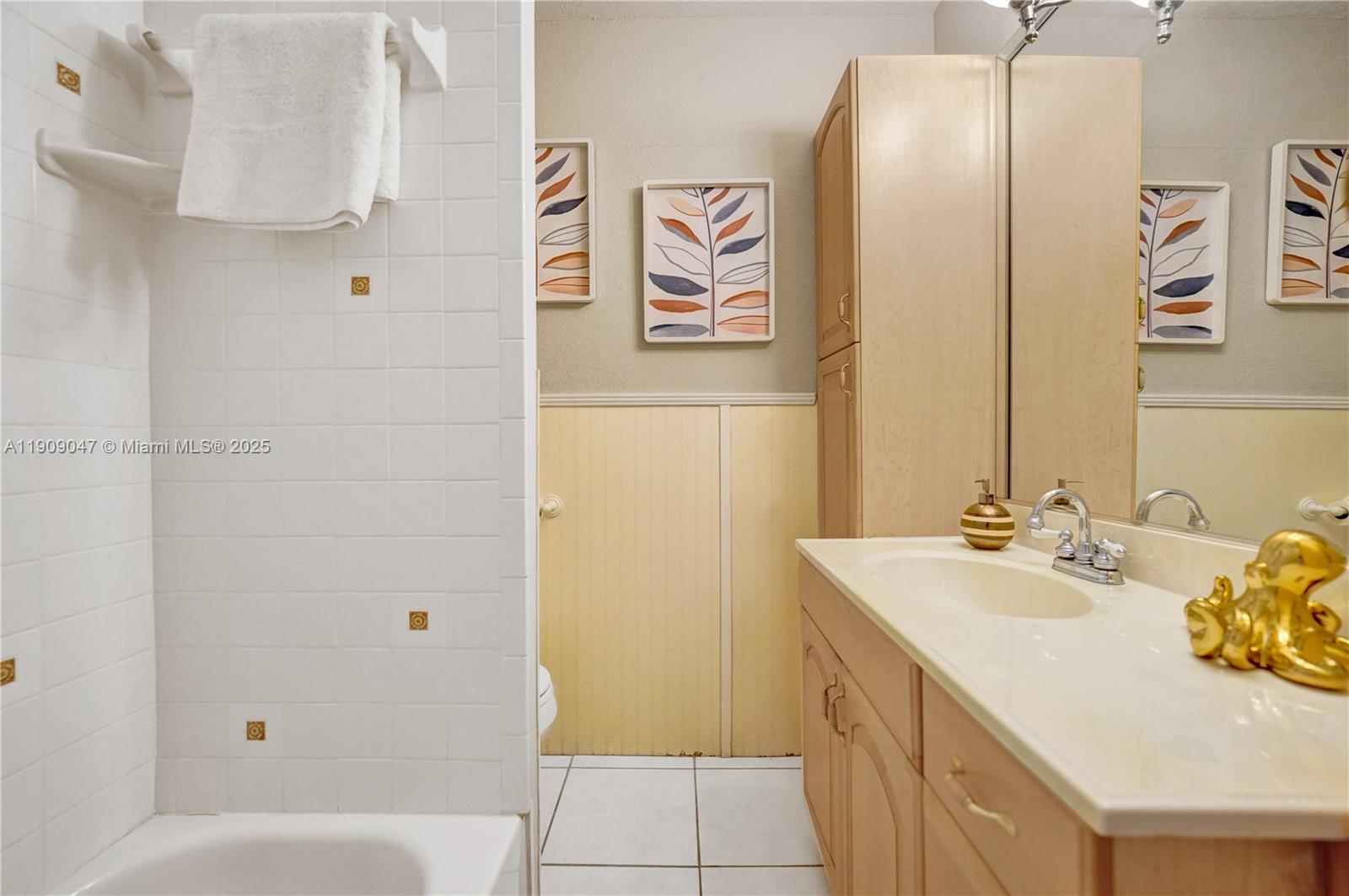 Pompano Beach, Florida, 33062, United States, 3 Bedrooms Bedrooms, ,3 BathroomsBathrooms,Residential,For Sale,1988166