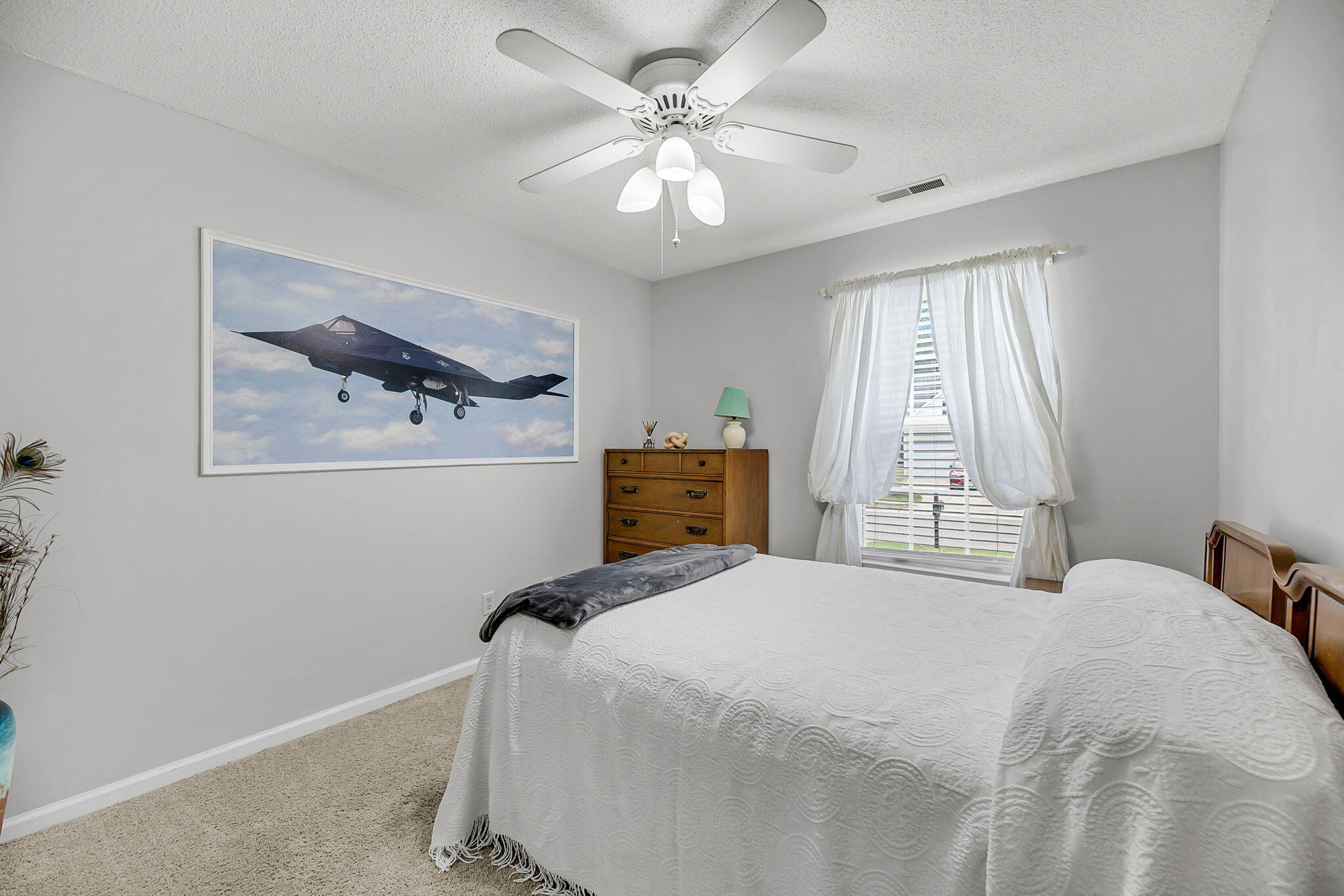 Charleston, South Carolina, 29412, United States, 4 Bedrooms Bedrooms, ,2 BathroomsBathrooms,Residential,For Sale,1985691