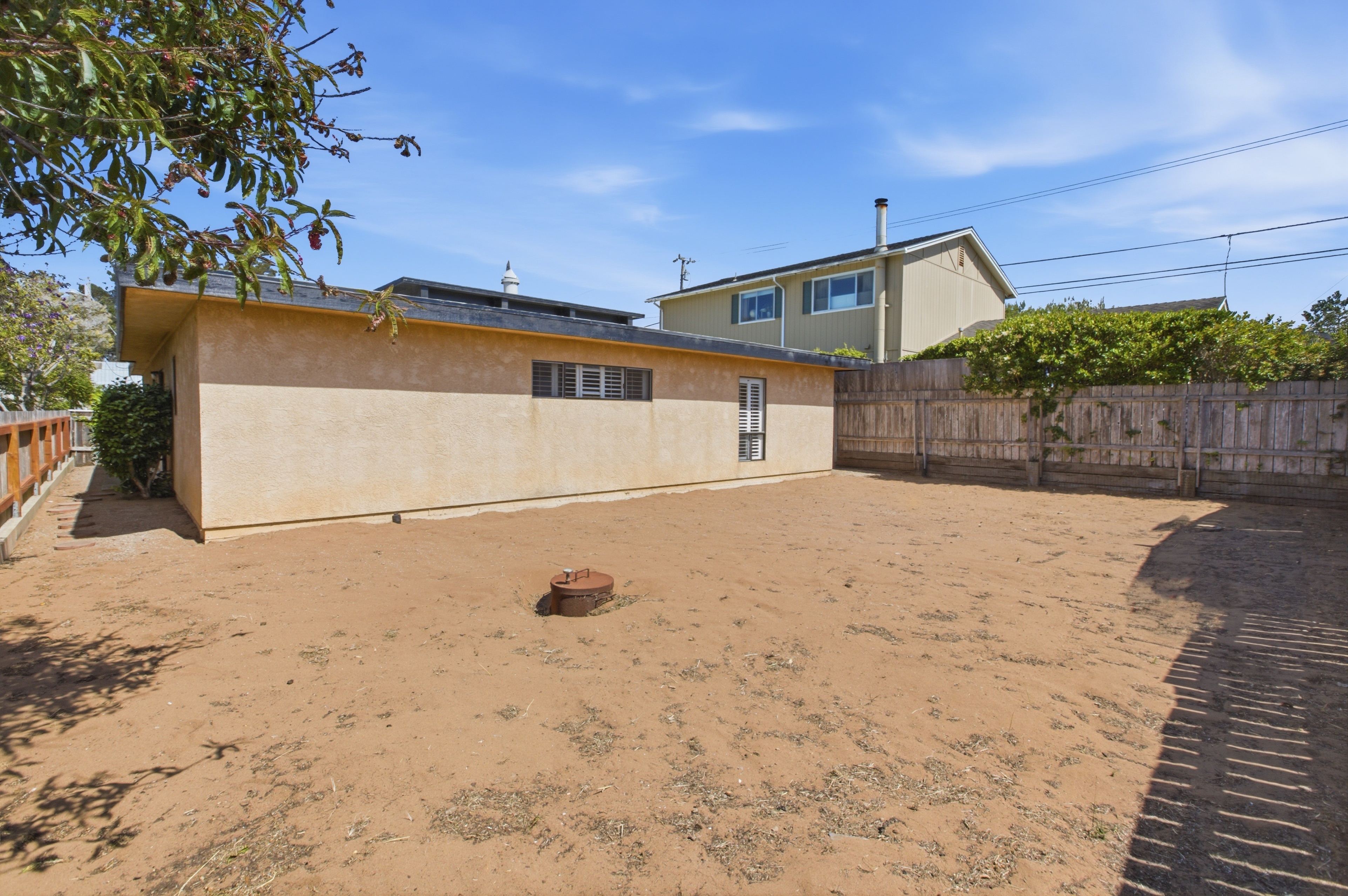  Mid-Century Coastal Charm - 物件實景