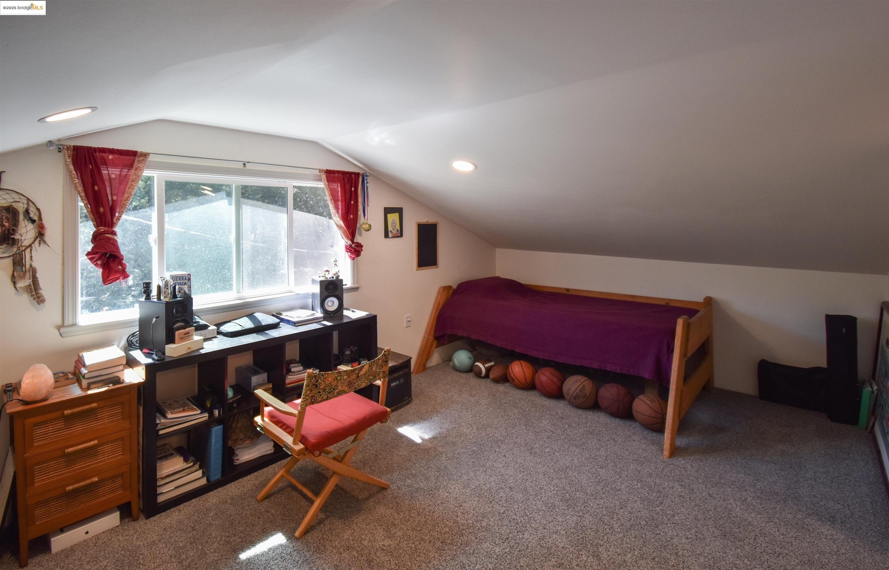 Sonora, California, 95370, United States, 3 Bedrooms Bedrooms, ,2 BathroomsBathrooms,Residential,For Sale,1925150