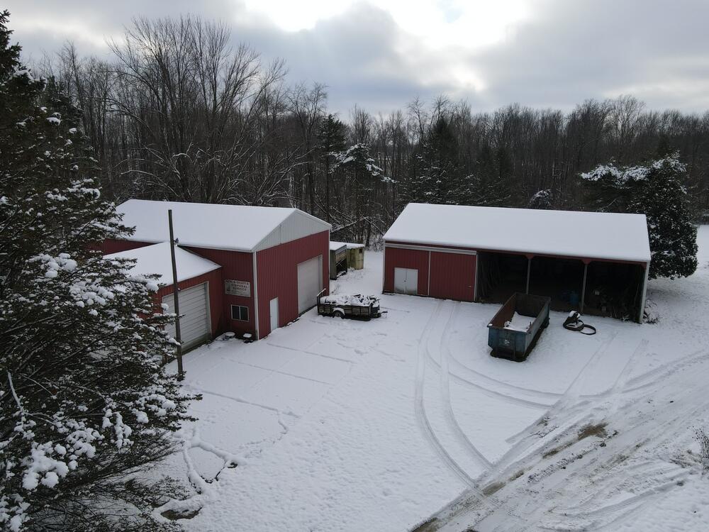 Portland, Michigan, 48875, United States, 5 Bedrooms Bedrooms, ,4 BathroomsBathrooms,Residential,For Sale,2002495