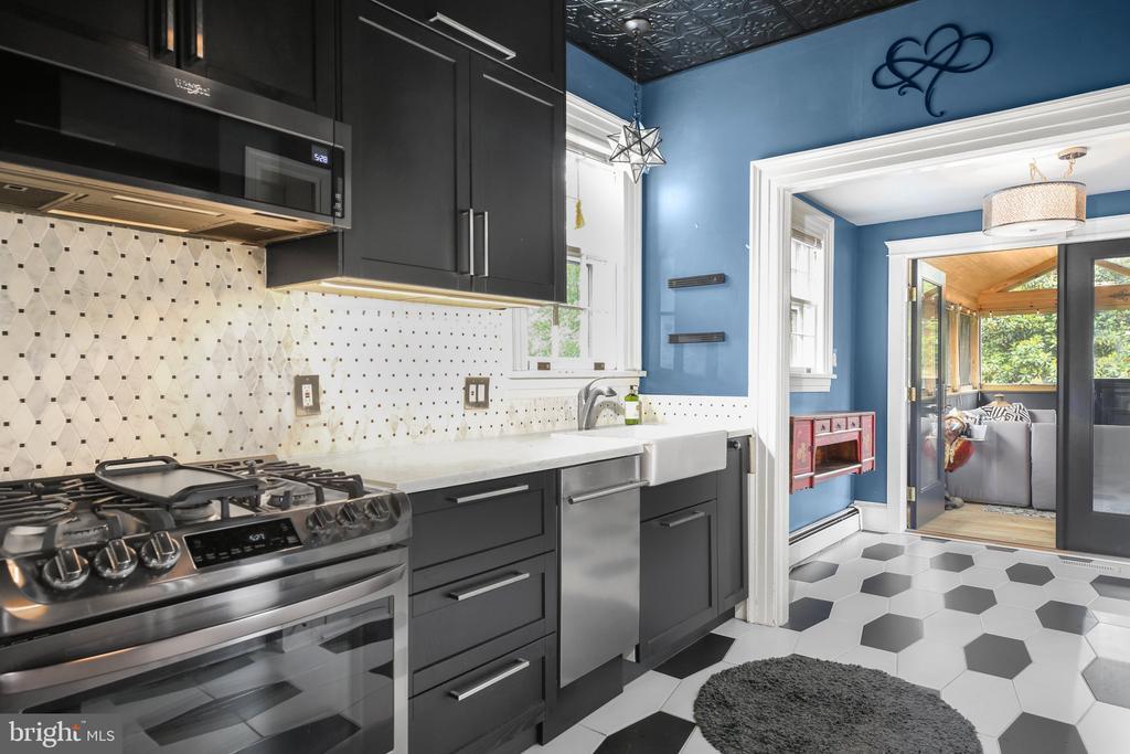 Fredericksburg, Virginia, 22401, United States, 4 Bedrooms Bedrooms, ,2 BathroomsBathrooms,Residential,For Sale,1826966