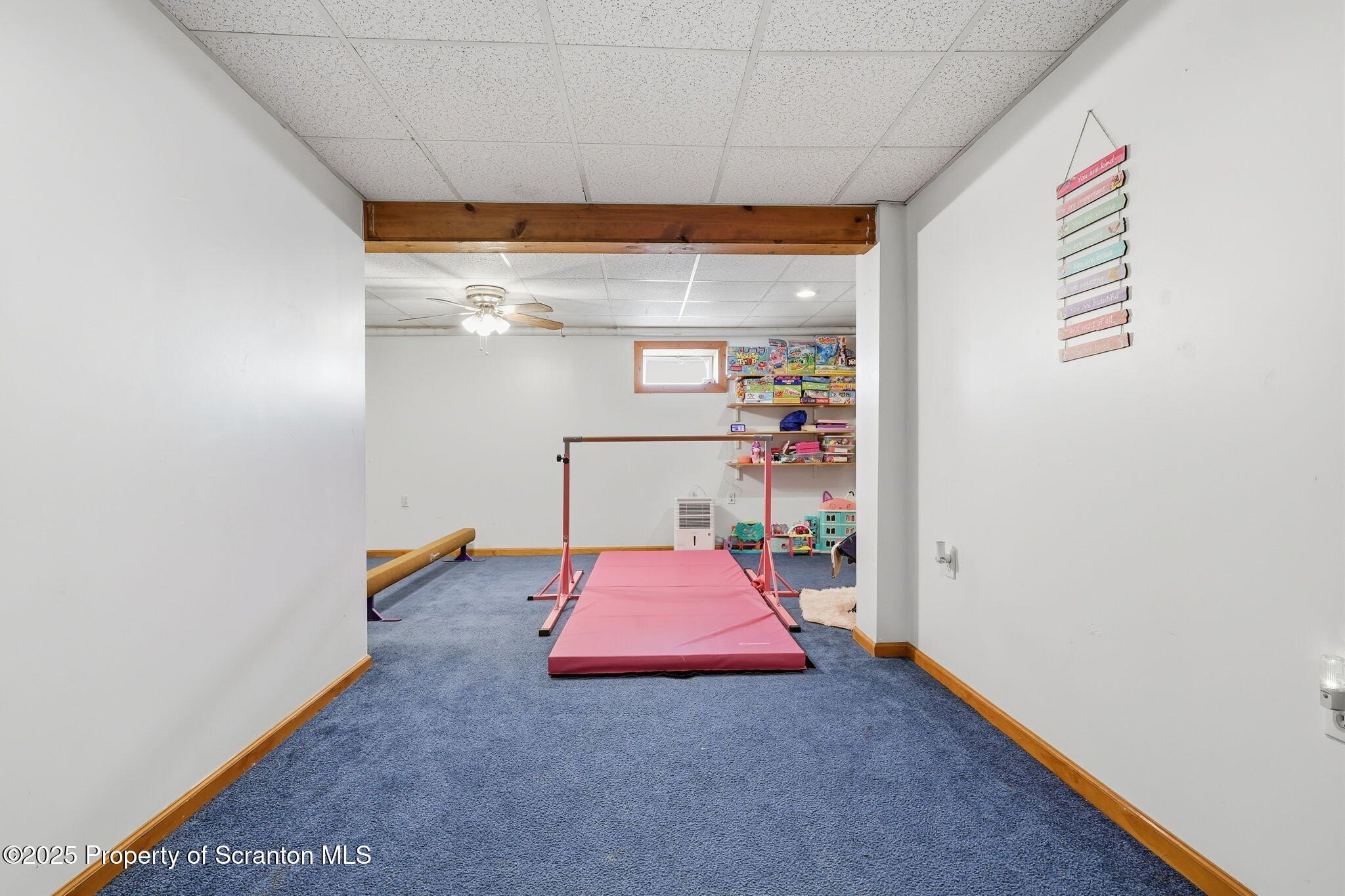 Clifford Twp, Pennsylvania, 18470, United States, 4 Bedrooms Bedrooms, ,3 BathroomsBathrooms,Residential,For Sale,1978908