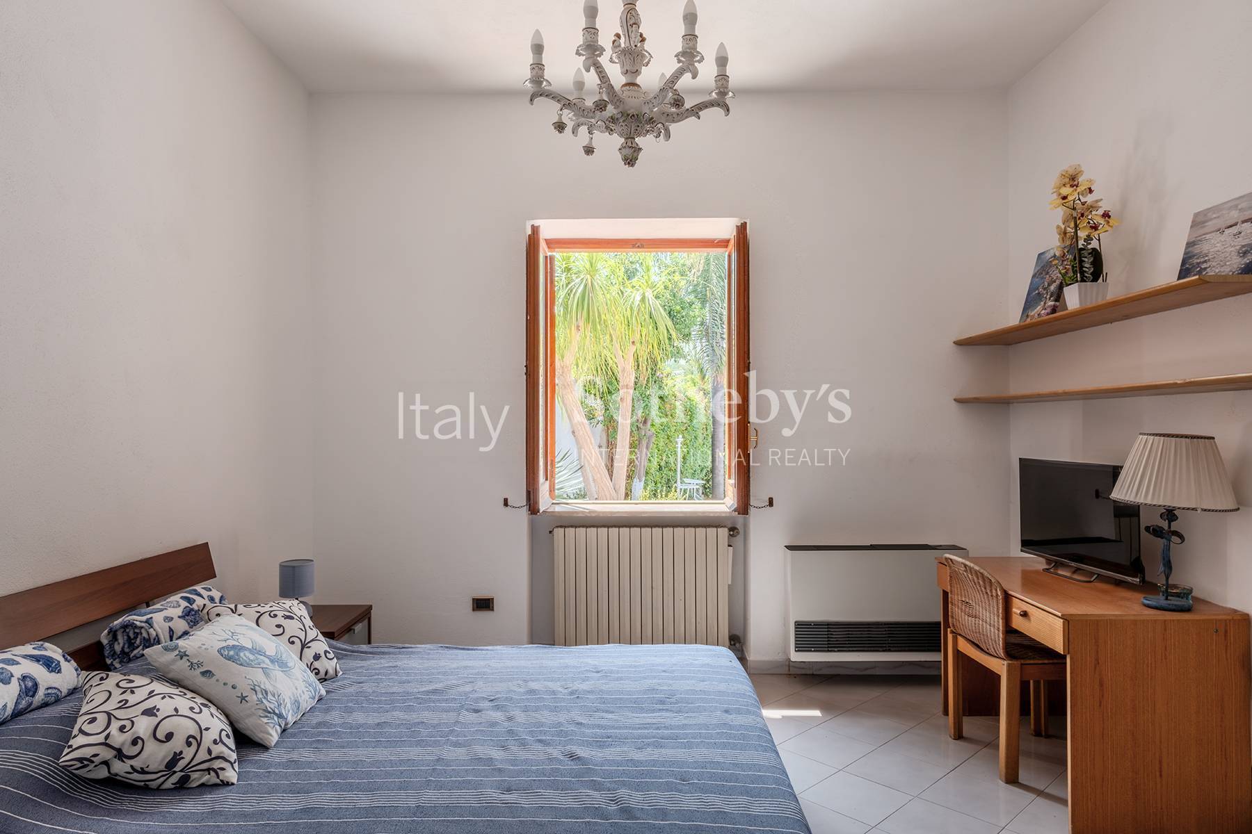  Prestigious villa with swimming pool in the heart of Forio - 物件實景