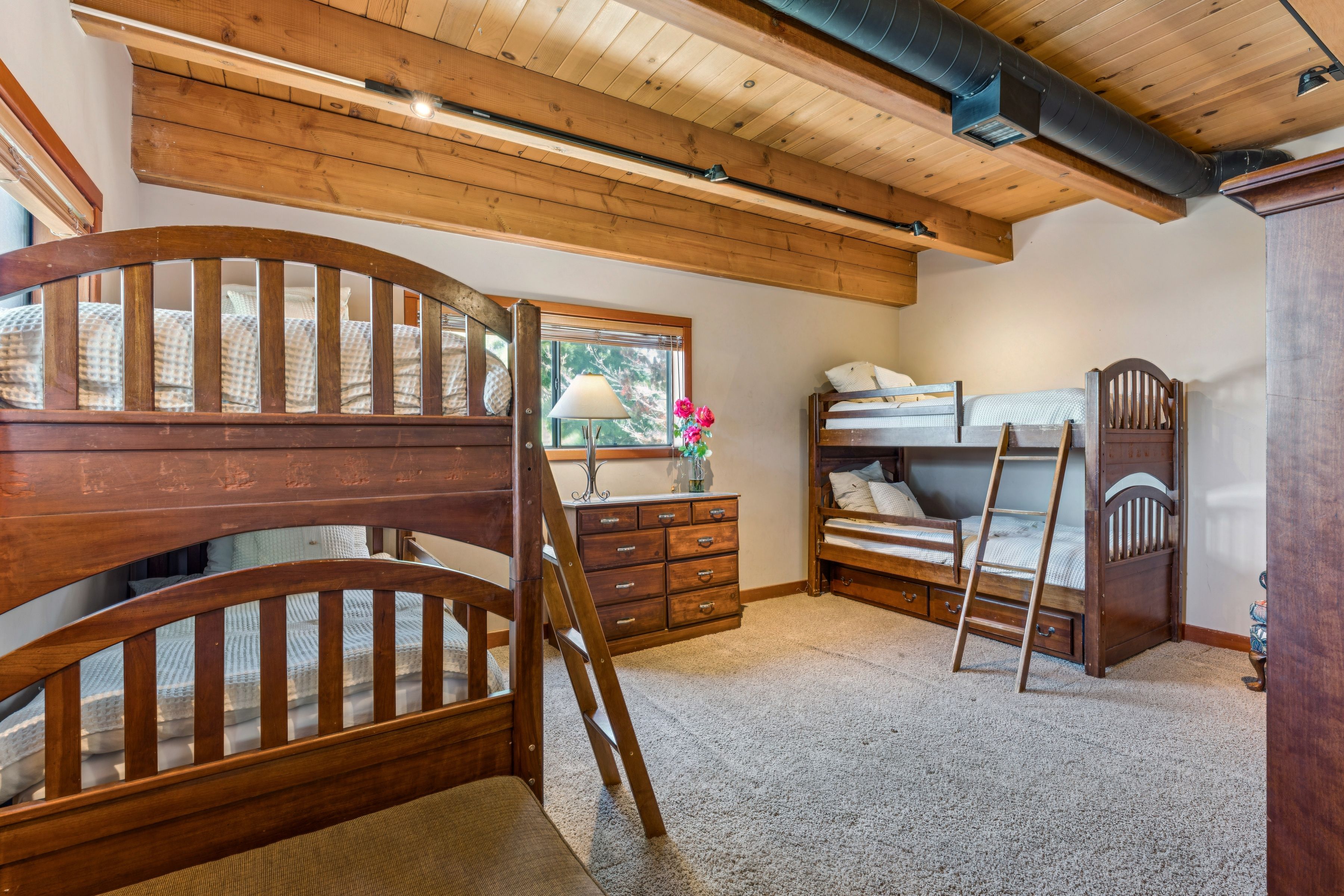  1369 Yellowstone Drive, Lake Arrowhead, CA 92352 - 物件實景