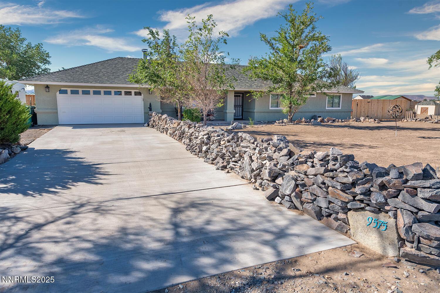 Stagecoach, Nevada, 89429, United States, 4 Bedrooms Bedrooms, ,2 BathroomsBathrooms,Residential,For Sale,1948903