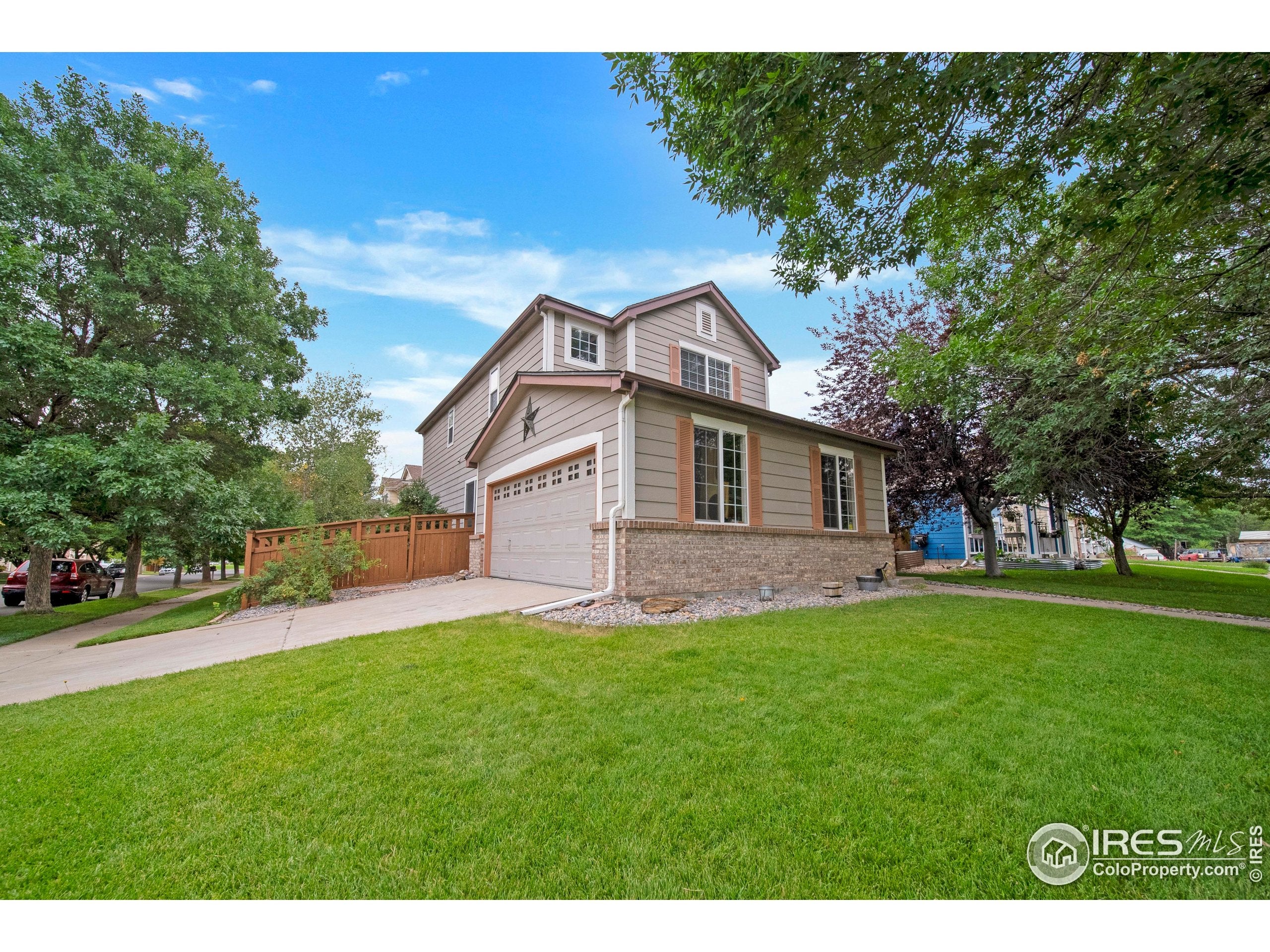 Brighton, Colorado, 80601, United States, 5 Bedrooms Bedrooms, ,2 BathroomsBathrooms,Residential,For Sale,1924062