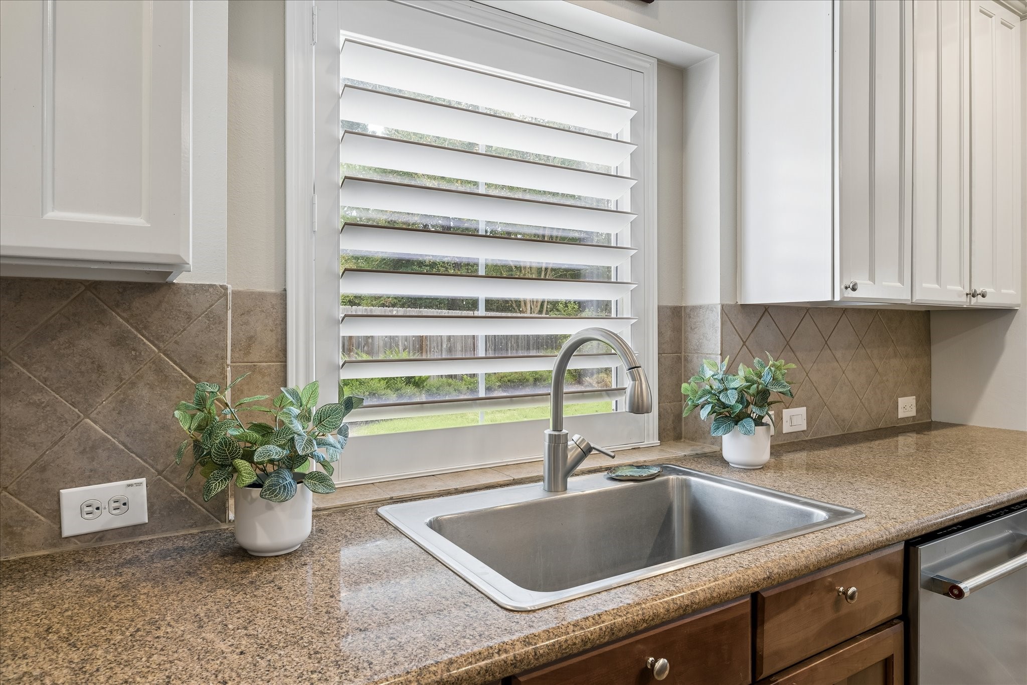  11 S Concord Valley Place - 物件實景