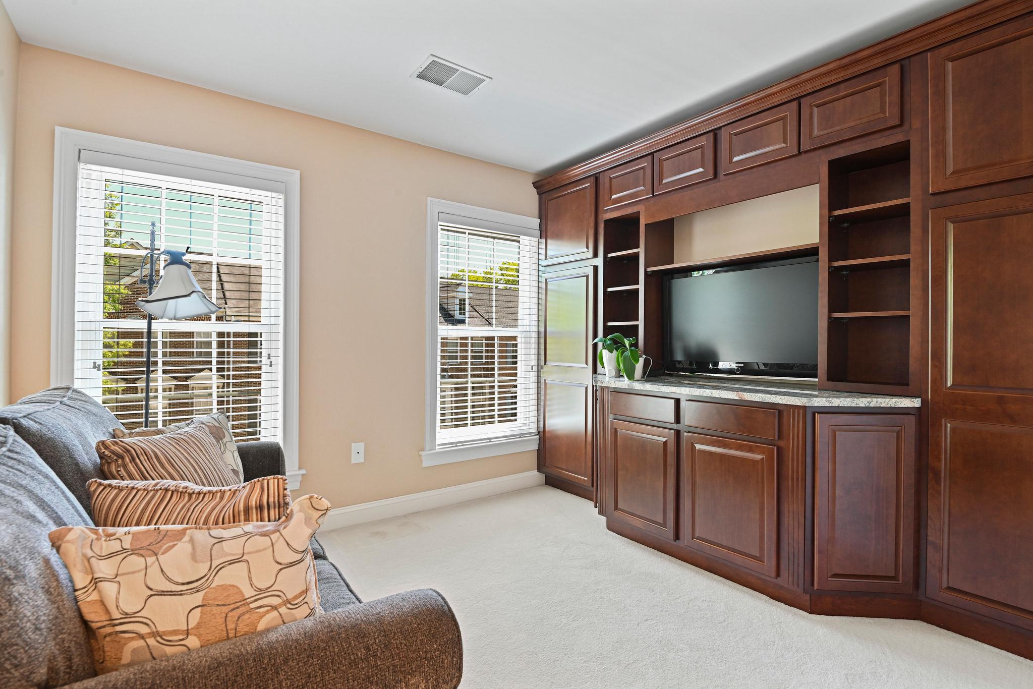 2966 Lismore Lane, Fairfax, VA, 22031 - 物件實景