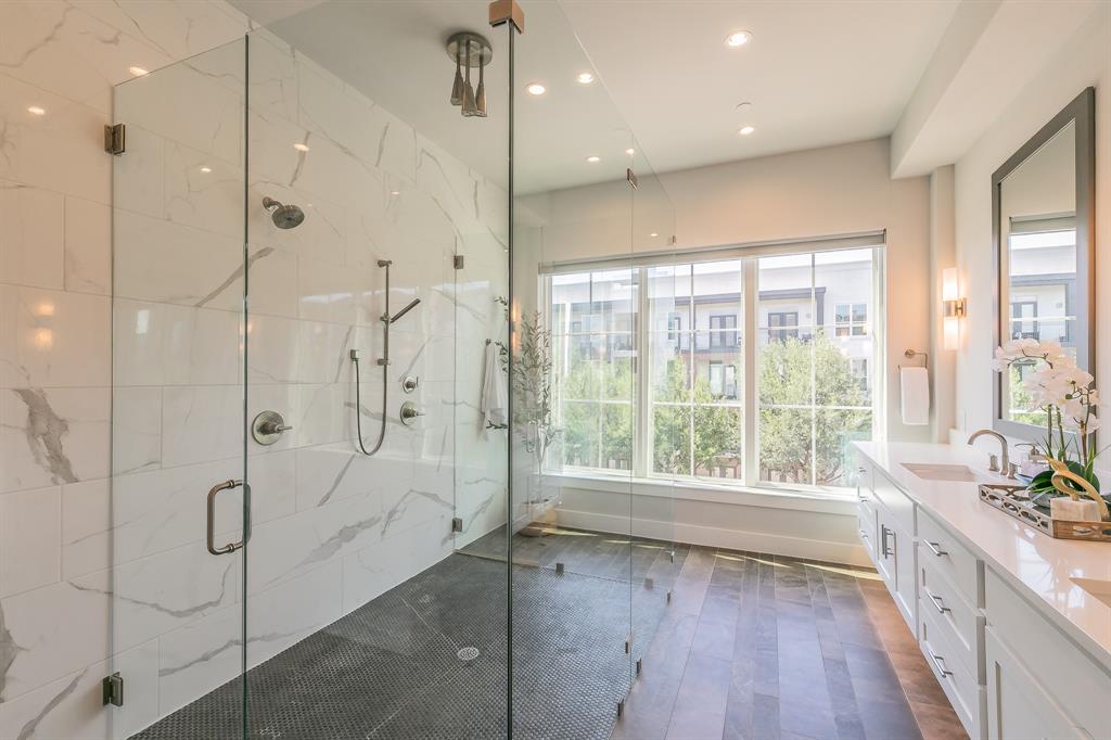 Dallas, Texas, 75204, United States, 3 Bedrooms Bedrooms, ,4 BathroomsBathrooms,Residential,For Sale,1848953
