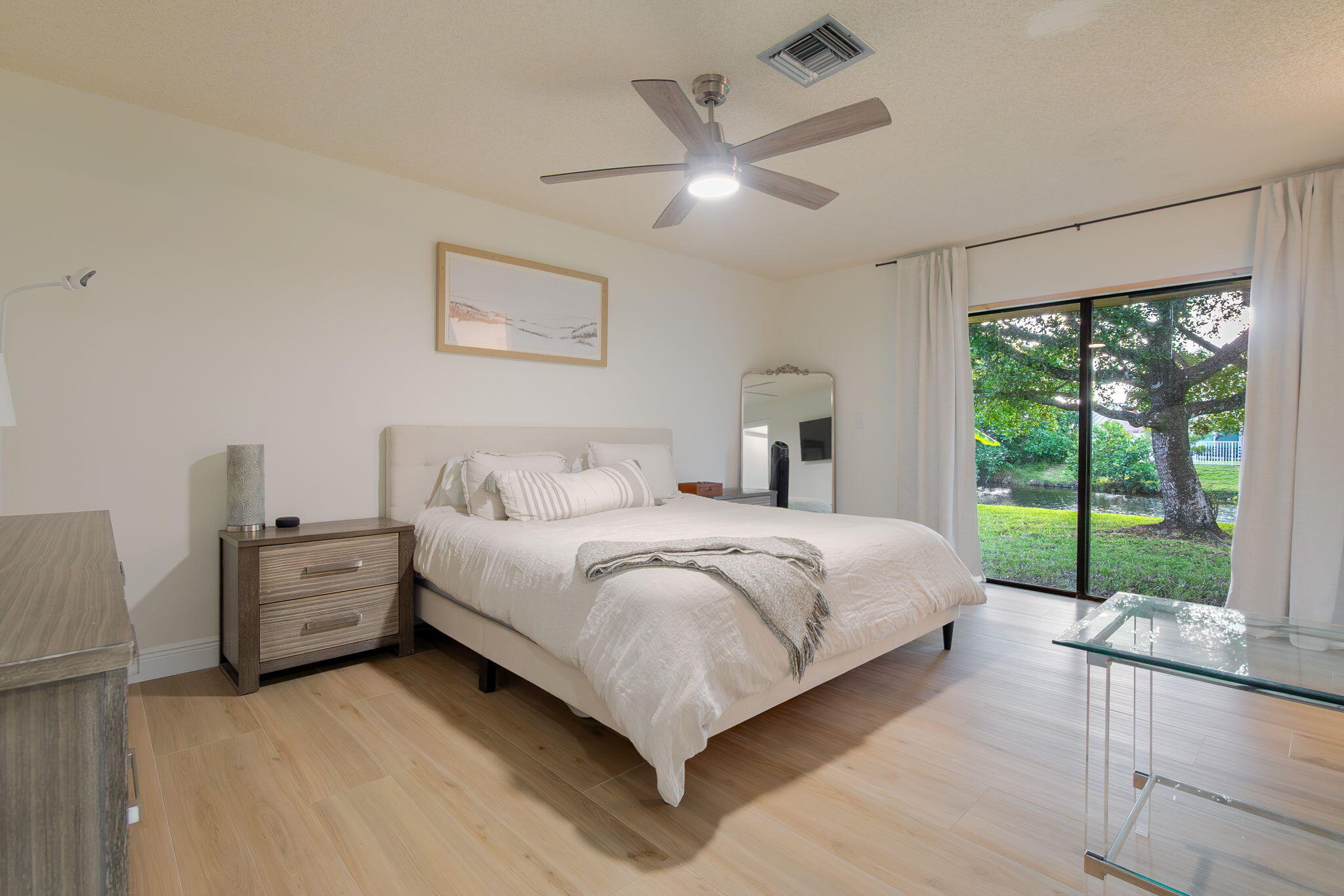 Boca Raton, Florida, 33433, United States, 3 Bedrooms Bedrooms, ,2 BathroomsBathrooms,Residential,For Sale,1989497