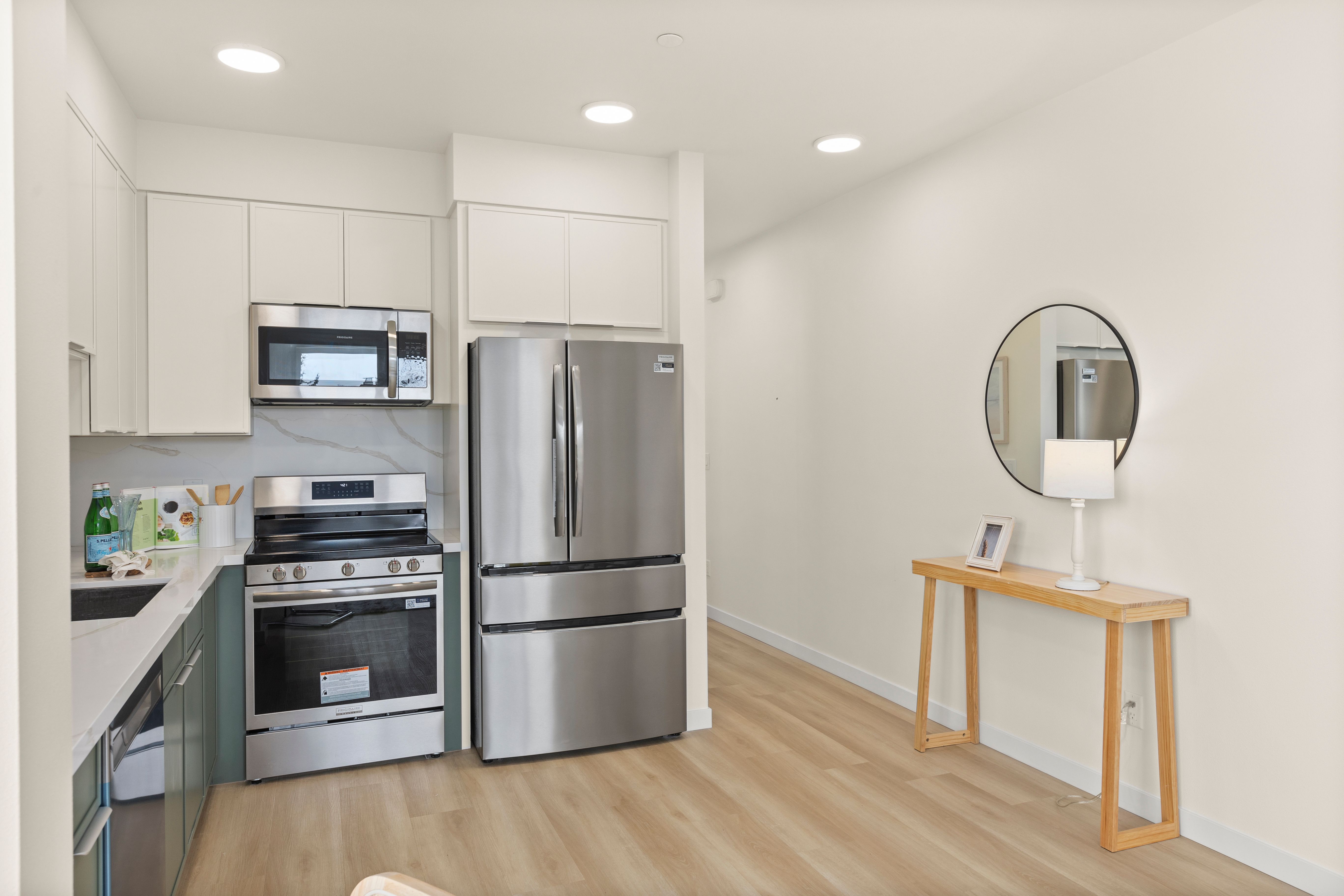  2374 Franklin Ave E, Seattle, WA 98102 - 物件實景