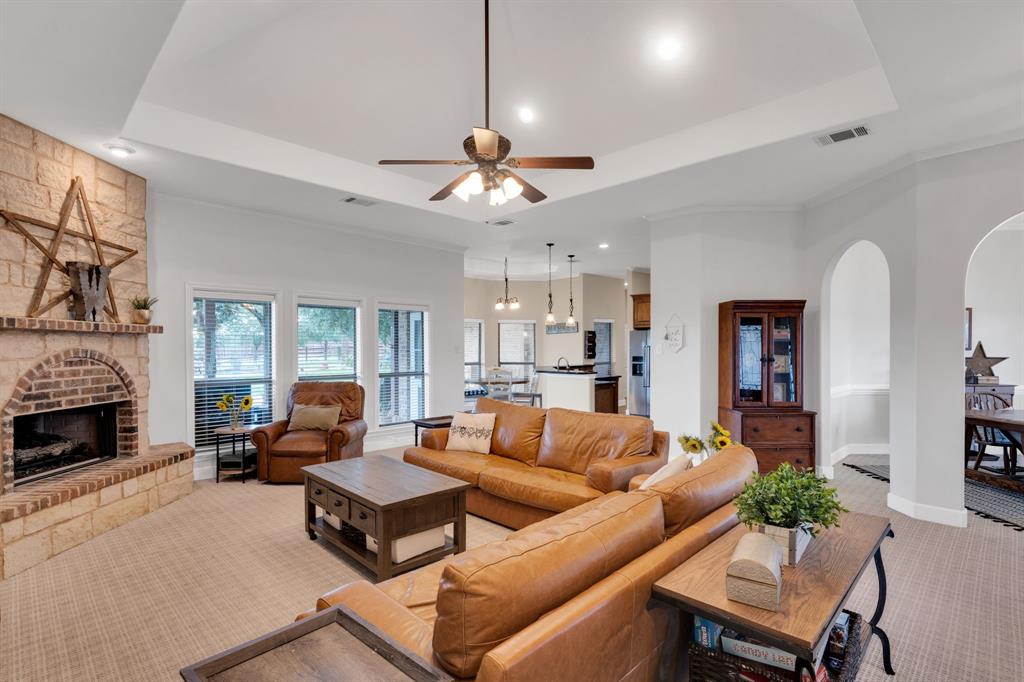 Midlothian, Texas, 76065, United States, 4 Bedrooms Bedrooms, ,4 BathroomsBathrooms,Residential,For Sale,1975305