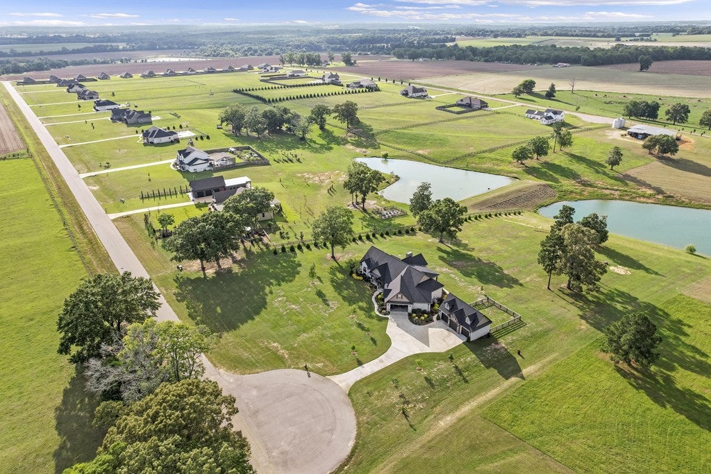 Newton, Alabama, 36352, United States, 4 Bedrooms Bedrooms, ,3 BathroomsBathrooms,Residential,For Sale,1989704