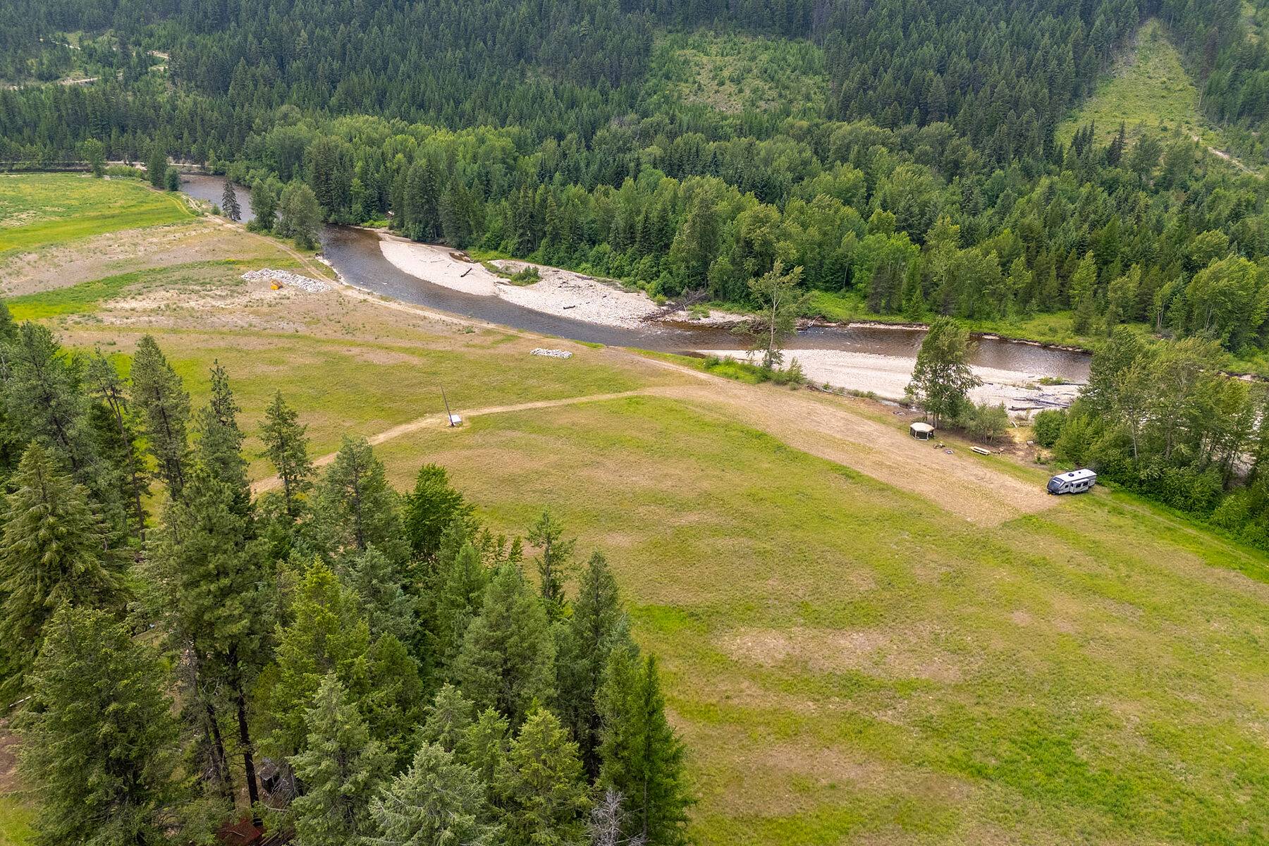  Kettle River Acreage - 物件實景
