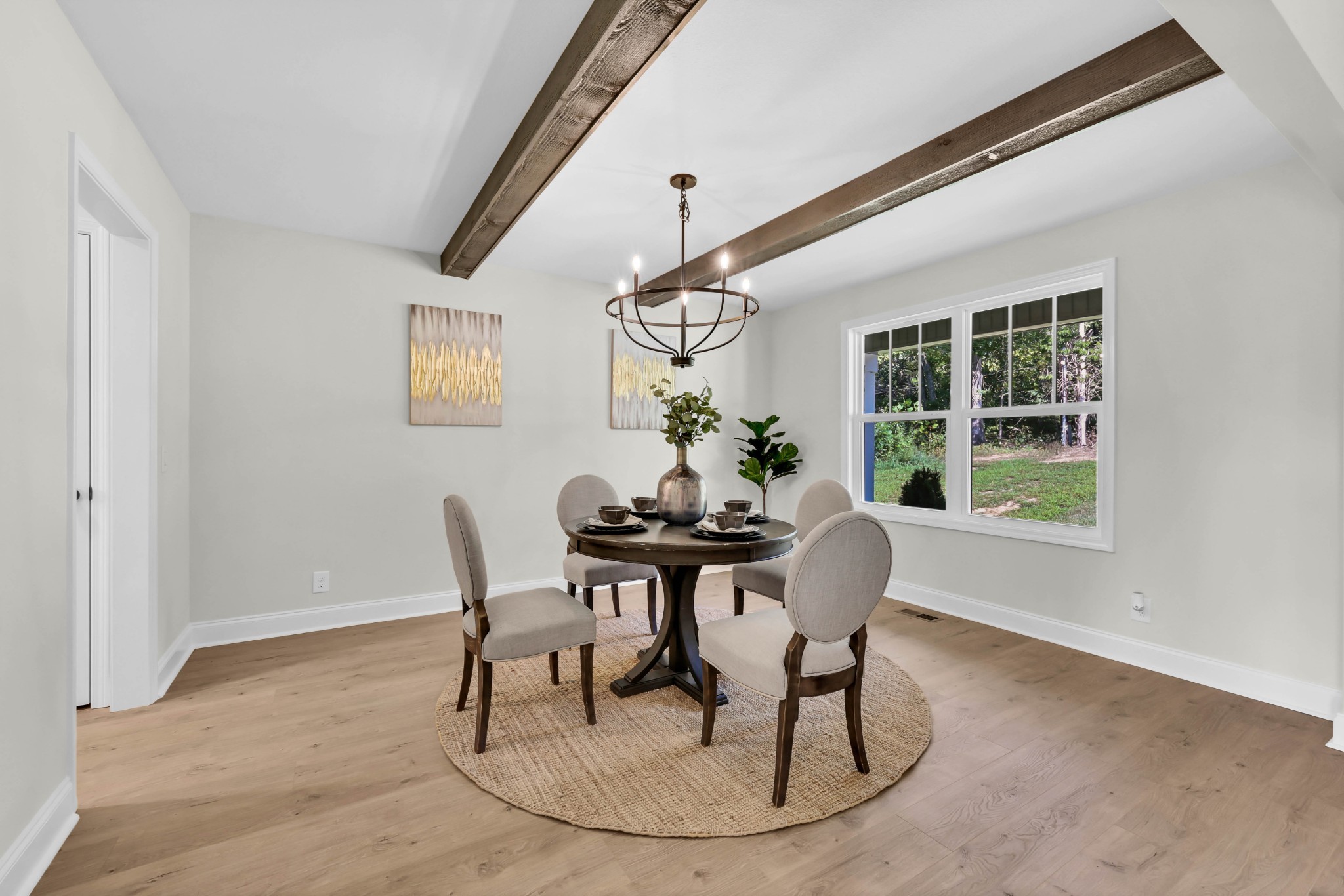 Clarksville, Tennessee, 37040, United States, 4 Bedrooms Bedrooms, ,3 BathroomsBathrooms,Residential,For Sale,2001195