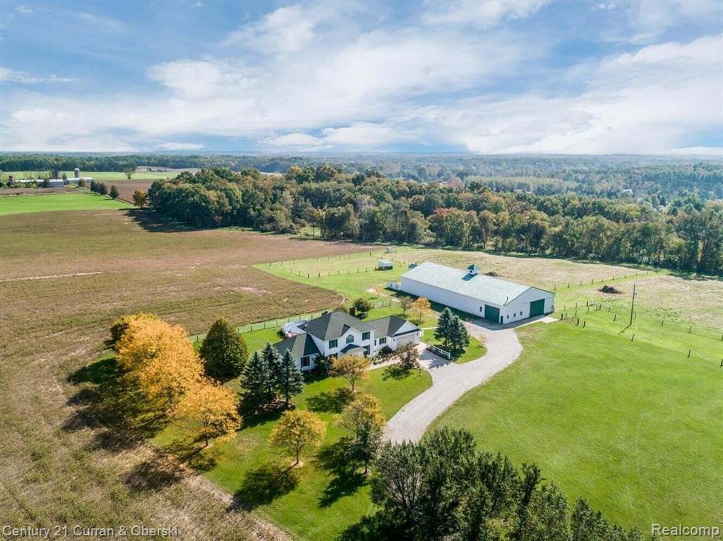 Jackson, Michigan, 49201, United States, 4 Bedrooms Bedrooms, ,3 BathroomsBathrooms,Residential,For Sale,1980498