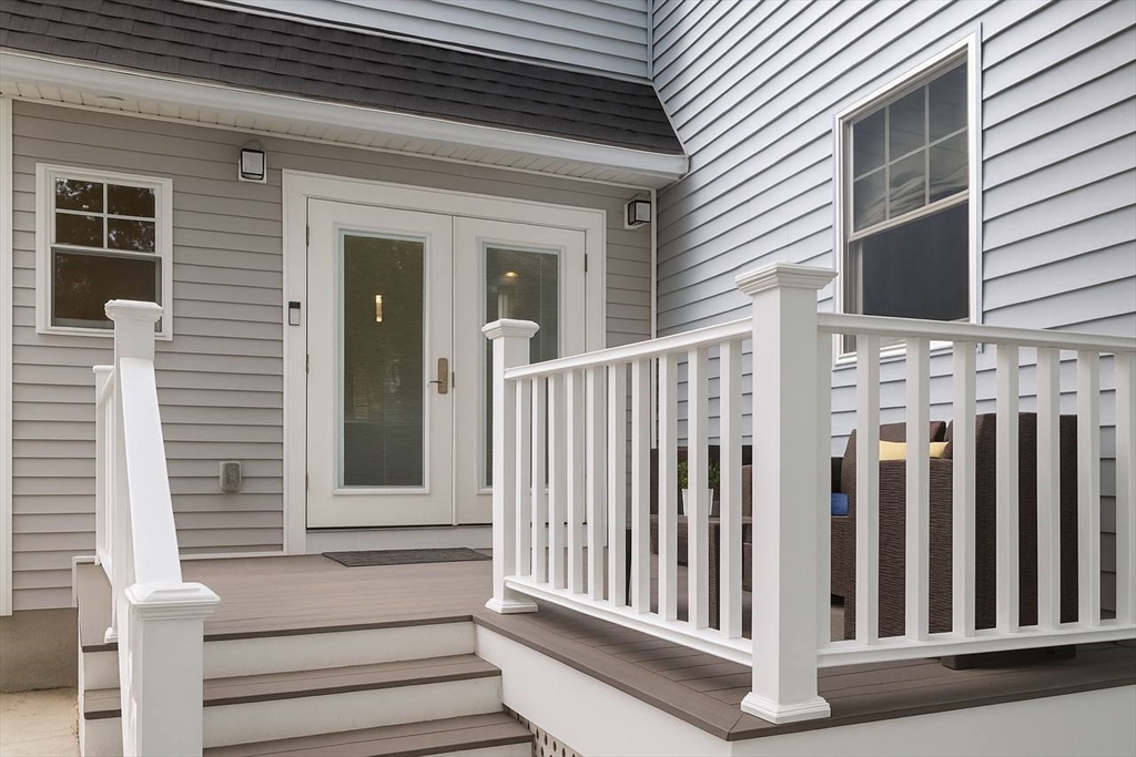 Revere, Massachusetts, 02151, United States, 5 Bedrooms Bedrooms, ,3 BathroomsBathrooms,Residential,For Sale,1931242