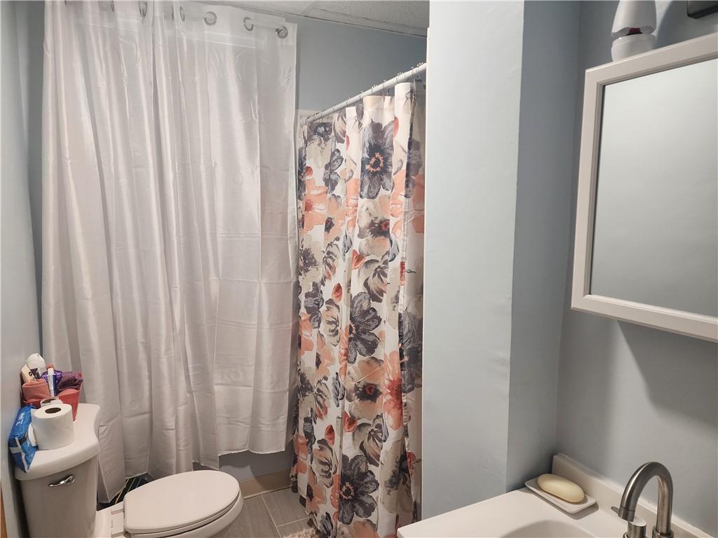 Providence, Rhode Island, 02907, United States, 9 Bedrooms Bedrooms, ,5 BathroomsBathrooms,Residential,For Sale,1930553