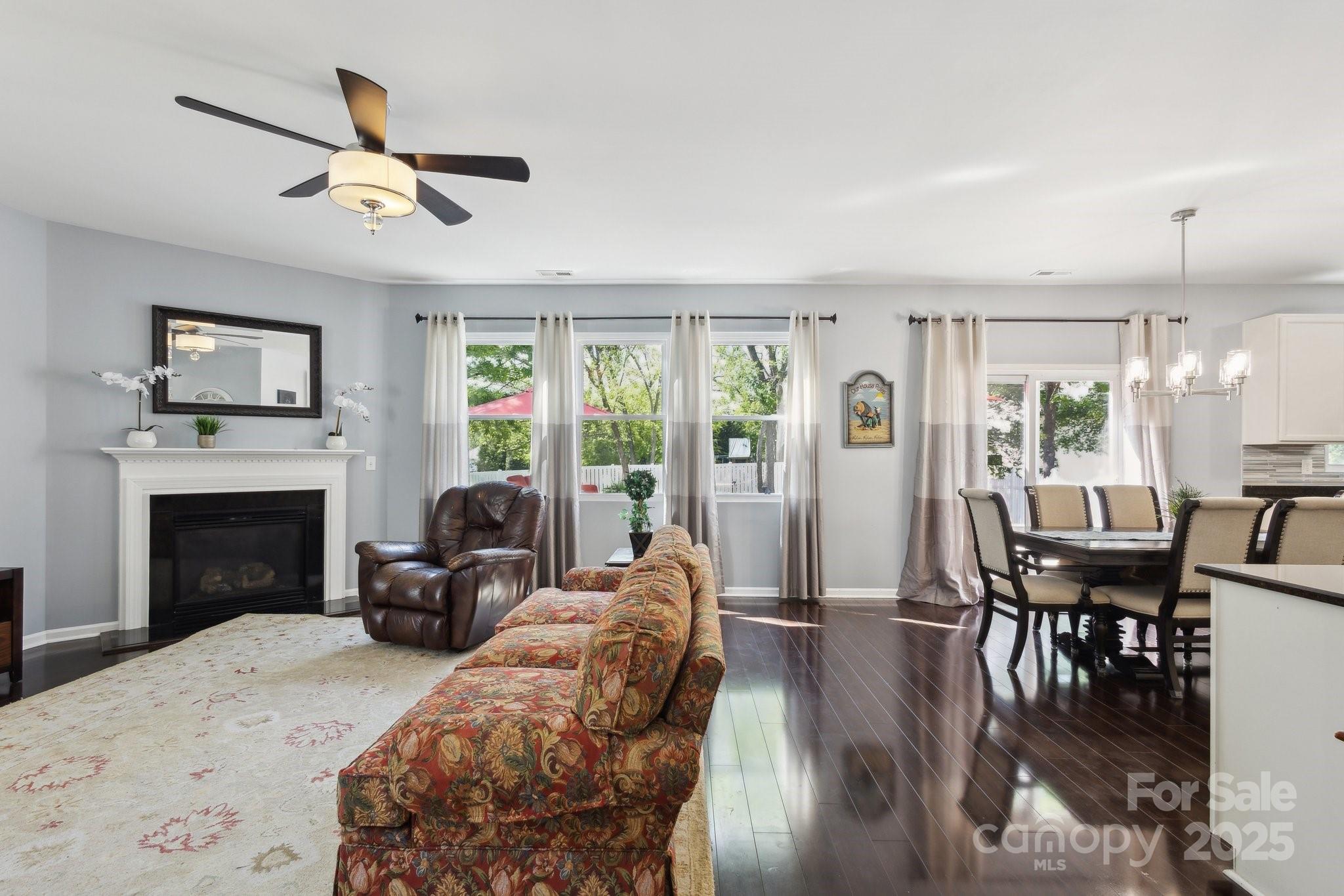 Fort Mill, South Carolina, 29708, United States, 6 Bedrooms Bedrooms, ,3 BathroomsBathrooms,Residential,For Sale,1963992