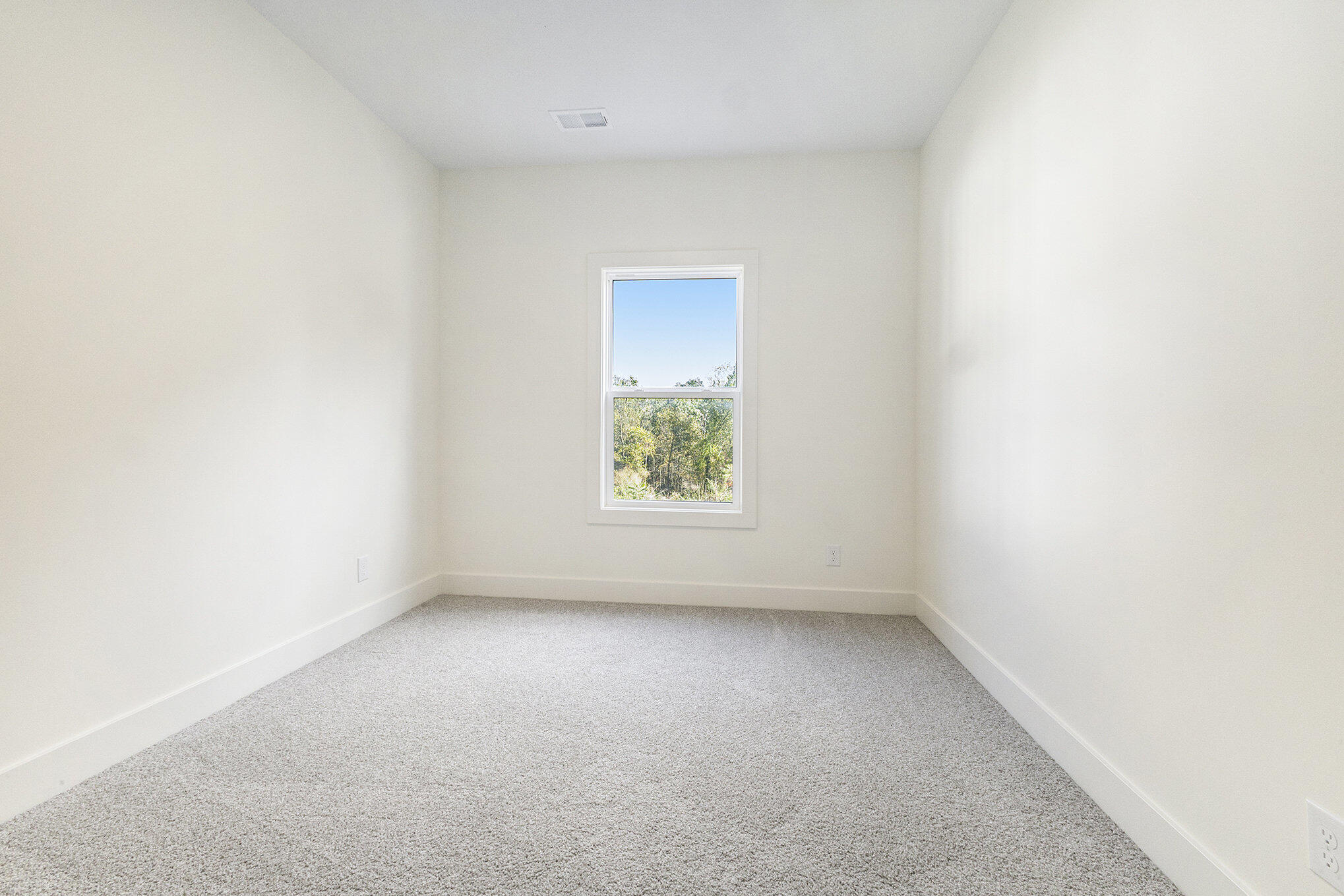 Allendale, Michigan, 49401, United States, 5 Bedrooms Bedrooms, ,4 BathroomsBathrooms,Residential,For Sale,1960697