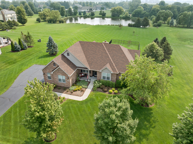 St Charles, Illinois, 60175, United States, 5 Bedrooms Bedrooms, ,3 BathroomsBathrooms,Residential,For Sale,1935414