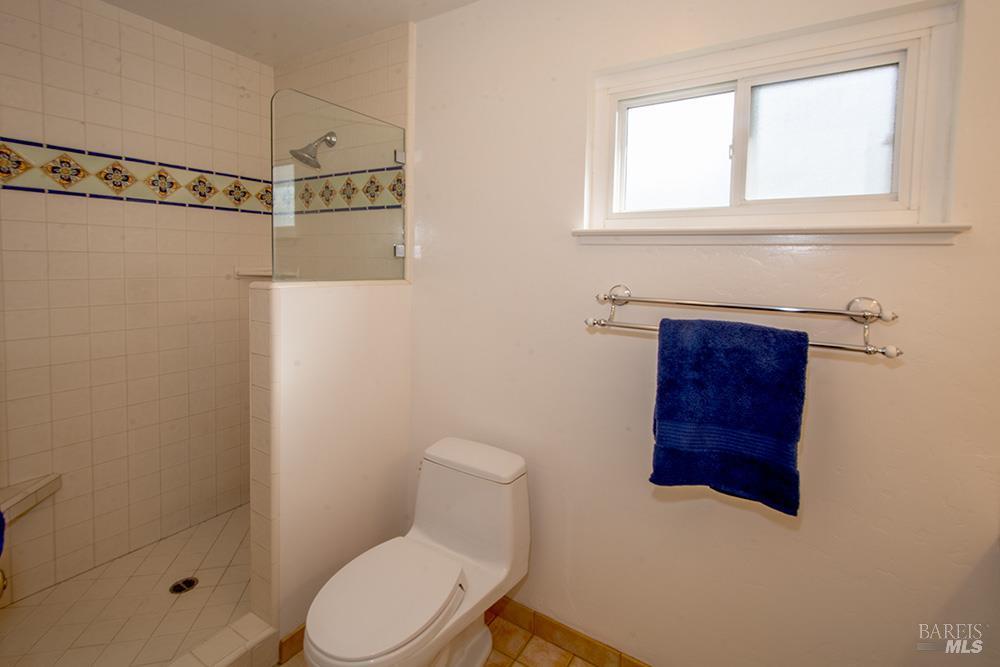 Sonoma, California, 95476, United States, 3 Bedrooms Bedrooms, ,2 BathroomsBathrooms,Residential,For Sale,1943172