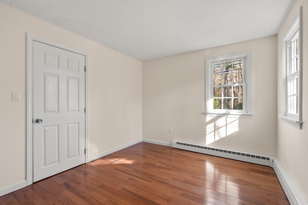 Mattapoisett, Massachusetts, 02739, United States, 3 Bedrooms Bedrooms, ,2 BathroomsBathrooms,Residential,For Sale,1987797